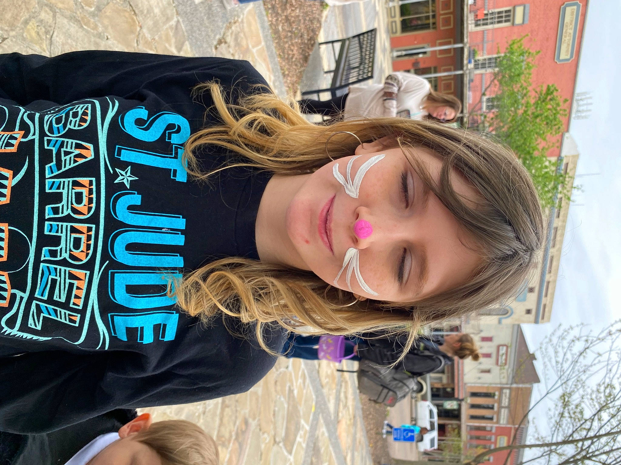 Abbygail is registered to the contest to win money with this photo: cool, electric_blue, eyewear, fun, hair_coloring, happy, leisure, person, plant, smile, sunglasses, travel, tree, window