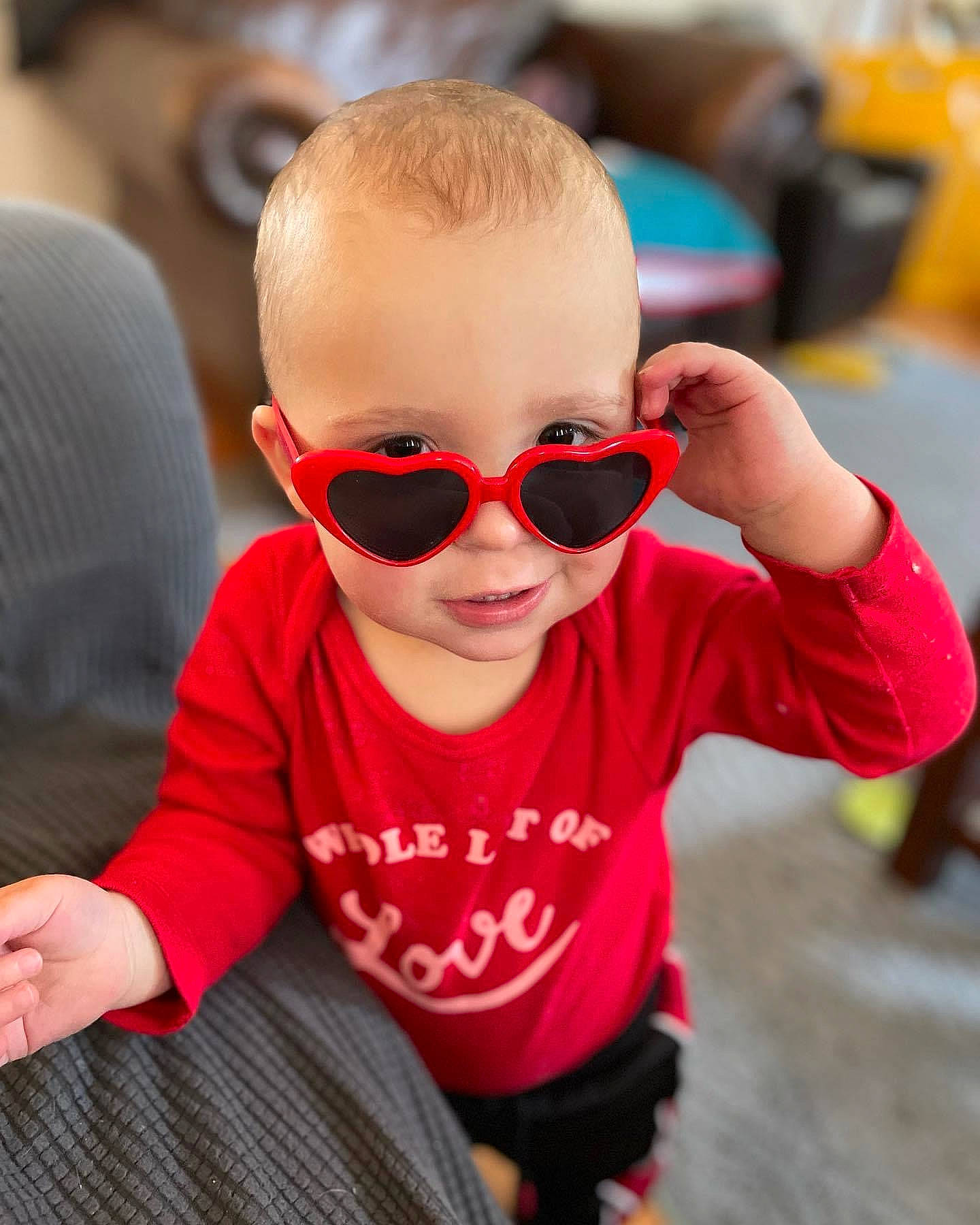 Atlas is registered to the contest to win money with this photo: child, eyewear, facial_expression, fun, glasses, goggles, hairstyle, happy, headgear, human, lip, person, personal_protective_equipment, product, recreation, sleeve, snapshot, street_fashion, sunglasses, toddler
