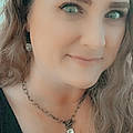 Mari R.