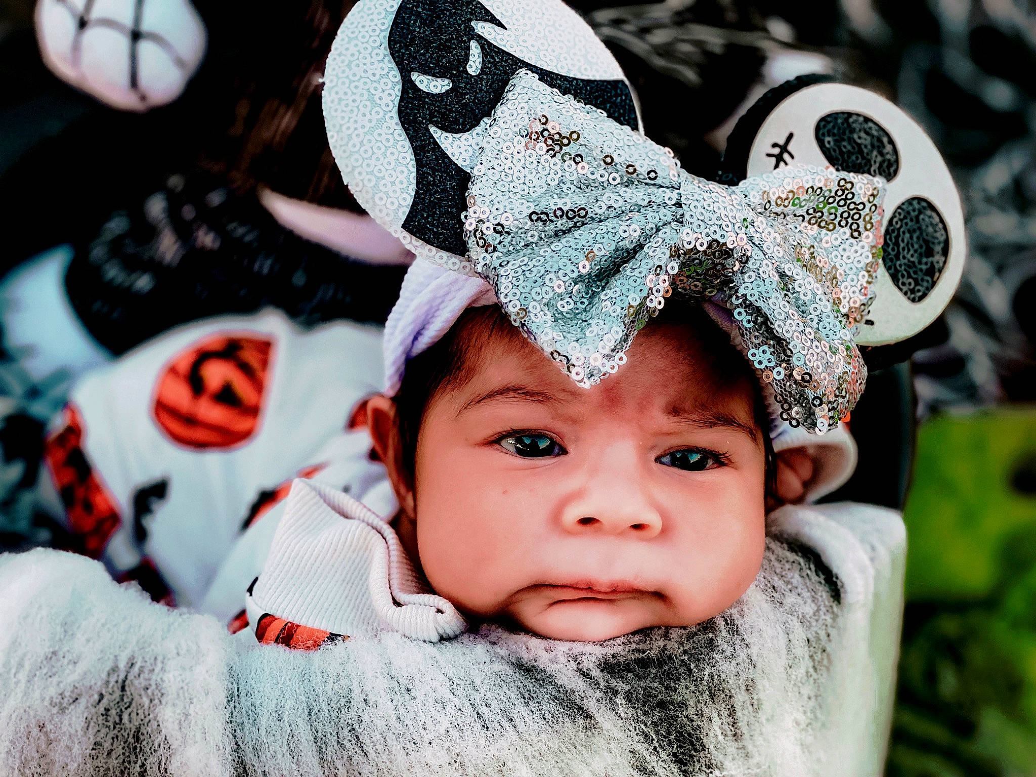 Davina is registered to the contest to win money with this photo: arthropod, baby, butterfly, cap, cheek, child, close_up, costume_hat, event, eyelash, fashion_accessory, hair_accessory, happy, headgear, headpiece, headwear, insect, moths_and_butterflies, person, pollinator