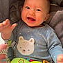 Jules participe au concours pour gagner de l'argent avec cette photo : baby, bear_design, blanket, blue_outfit, candid, child, clothing, cute, face, hand, happy, indoors, infant, person, playful, plush_toy, seated, smiling, soft_toy, teething_necklace