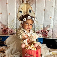 Rebecca participe au concours pour gagner de l'argent avec cette photo : balloons, birthday, bunny, cake, celebration, child, decorations, dress, face, festive, flowers, gold, headband, illustration, party, person, pink, roses, tablecloth, toddler