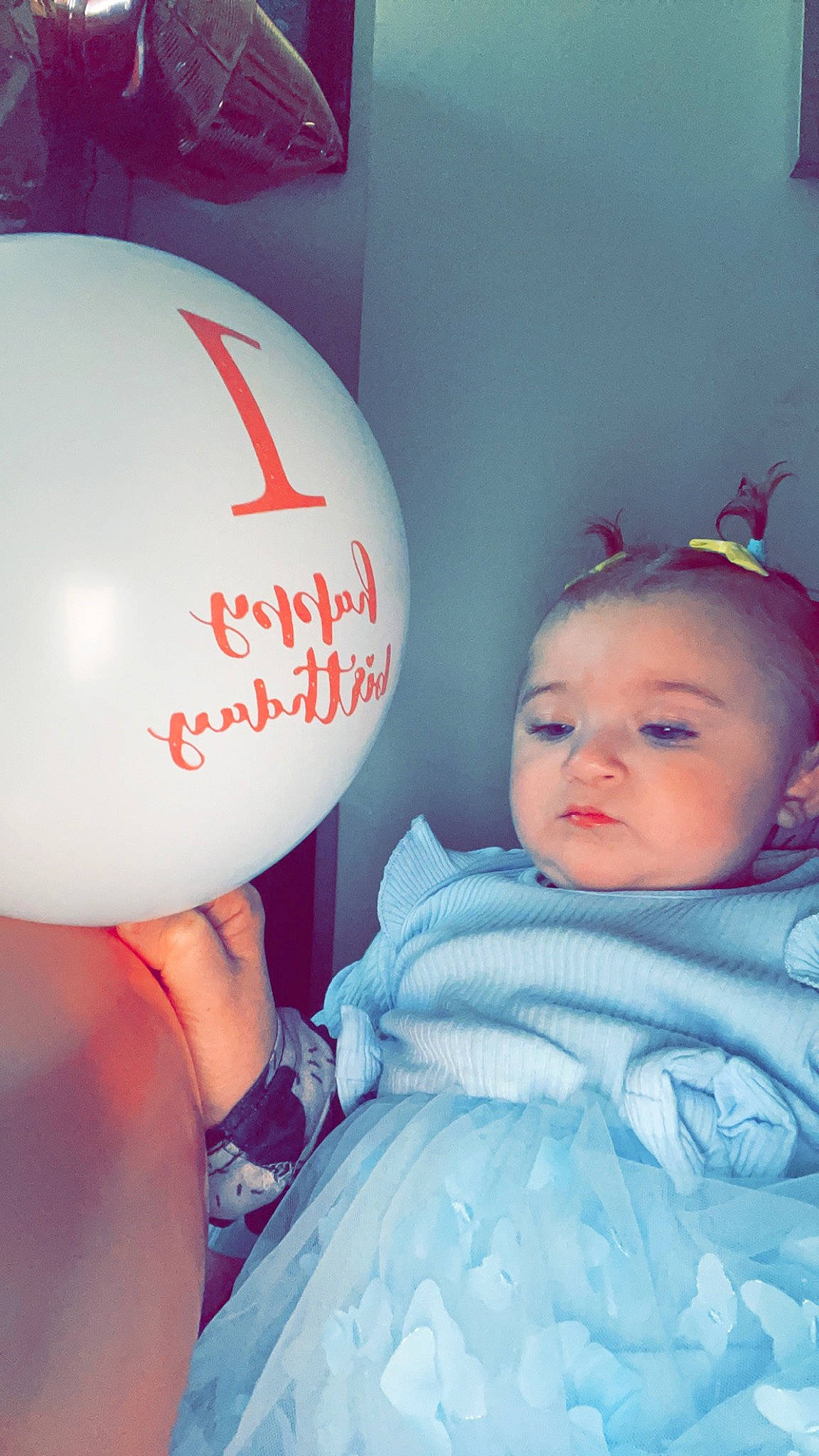Loredana participe au concours pour gagner de l'argent avec cette photo : baby, baby_toddler_clothing, balloon, child, facial_expression, flash_photography, font, fun, happy, love, person, photo_caption, pink, portrait_photography, skin, toddler