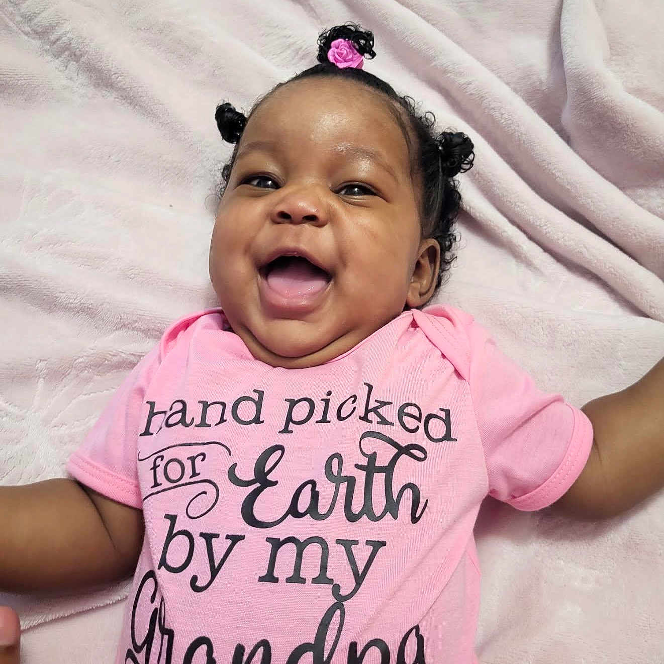 Ciara is registered to the contest to win money with this photo: accessories, baby, babylaughing, clothing, earring, face, happy, head, jewelry, laughing, necklace, person, photography, portrait, purple, sleeve, smile, t_shirt