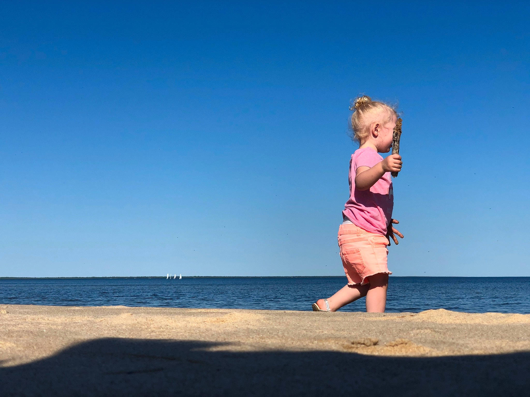 Rosella joined the competition — help win amazing prizes! beach, blue, child, cloud, fun, horizon, leg, ocean, person, photograph, pink, sand, sea, shore, shoulder, sky, standing, summer, toddler, vacation