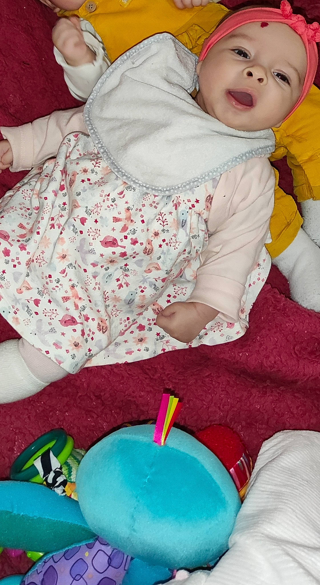 Mélya a rejoint le concours — aidez-le/la à gagner de superbes lots ! baby, baby_toddler_clothing, blue, candle, child, comfort, event, fun, green, happy, headwear, icing, linens, paint, party_supply, person, pink, sleeve, textile, toddler