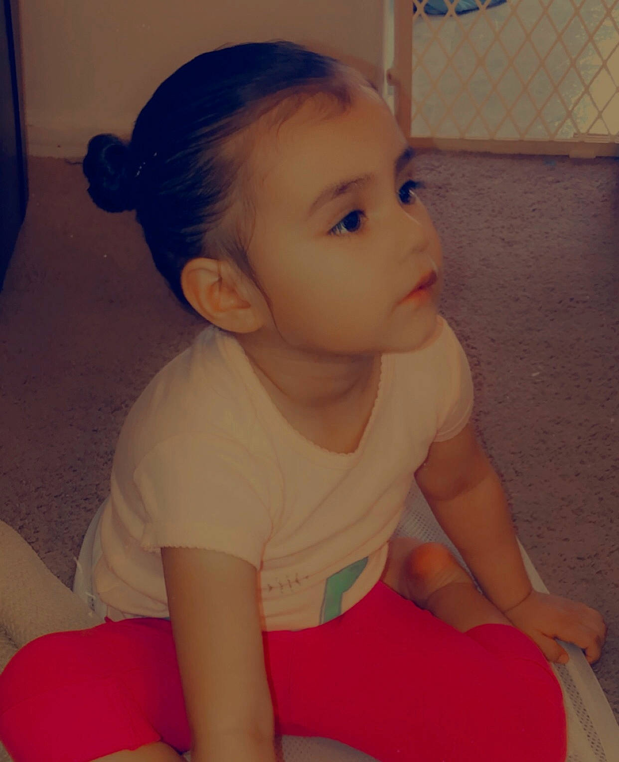 Carmen is registered to the contest to win money with this photo: baby_toddler_clothing, blue, cheek, chin, cool, ear, eye, eyelash, facial_expression, finger, happy, head, human_body, joint, mouth, neck, nose, person, shoulder, skin