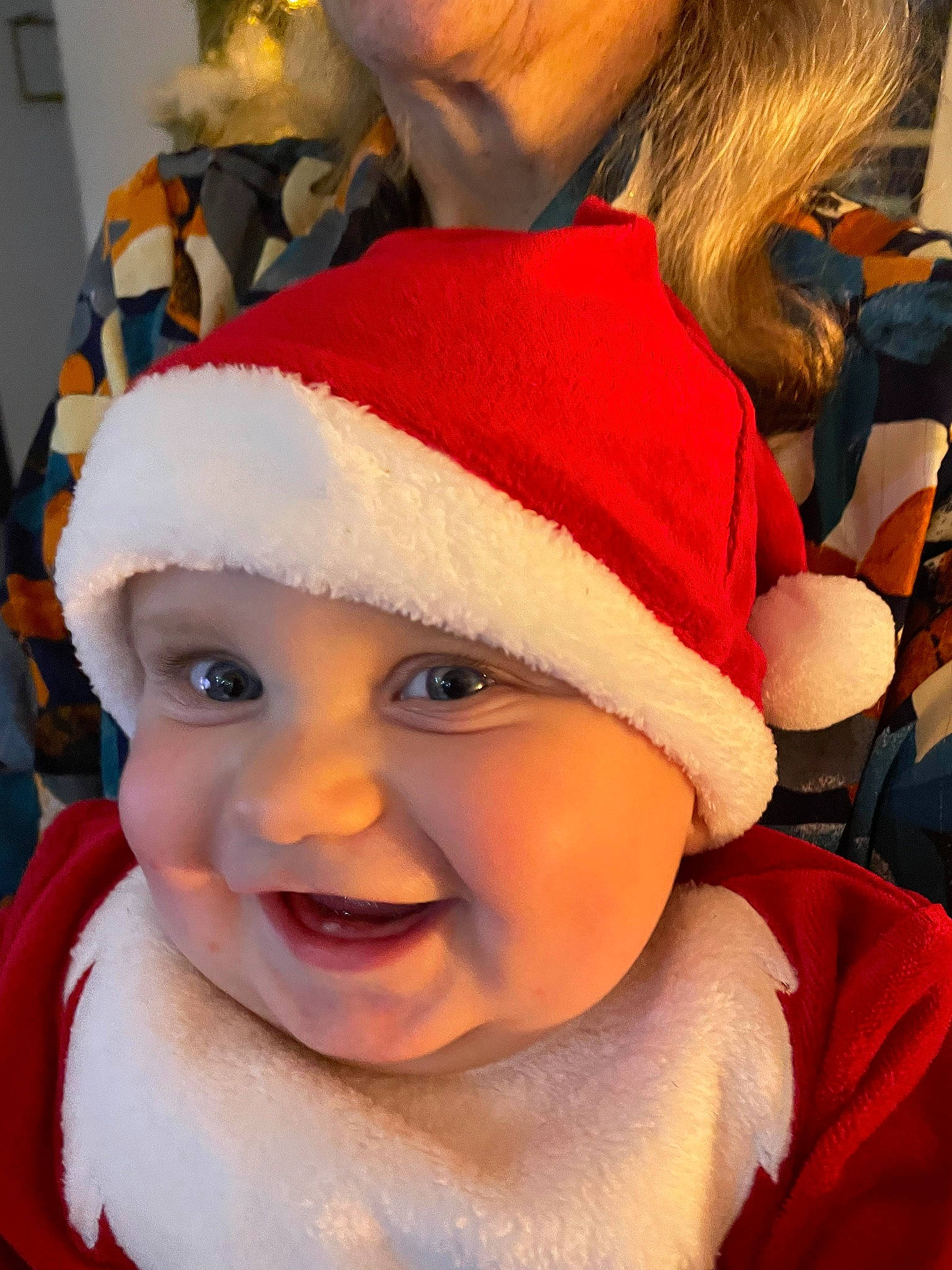 Zéphir a rejoint le concours — aidez-le/la à gagner de superbes lots ! baby, cap, cheek, child, comfort, cool, costume_hat, ear, event, fun, fur, happy, headwear, joy, knit_cap, lip, nose, person, plant, skin