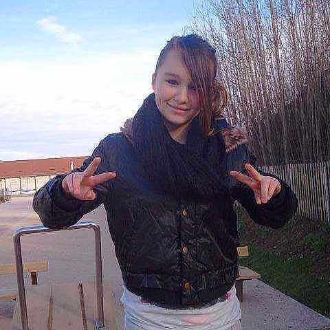 Audrey participe au concours pour gagner de l'argent avec cette photo :