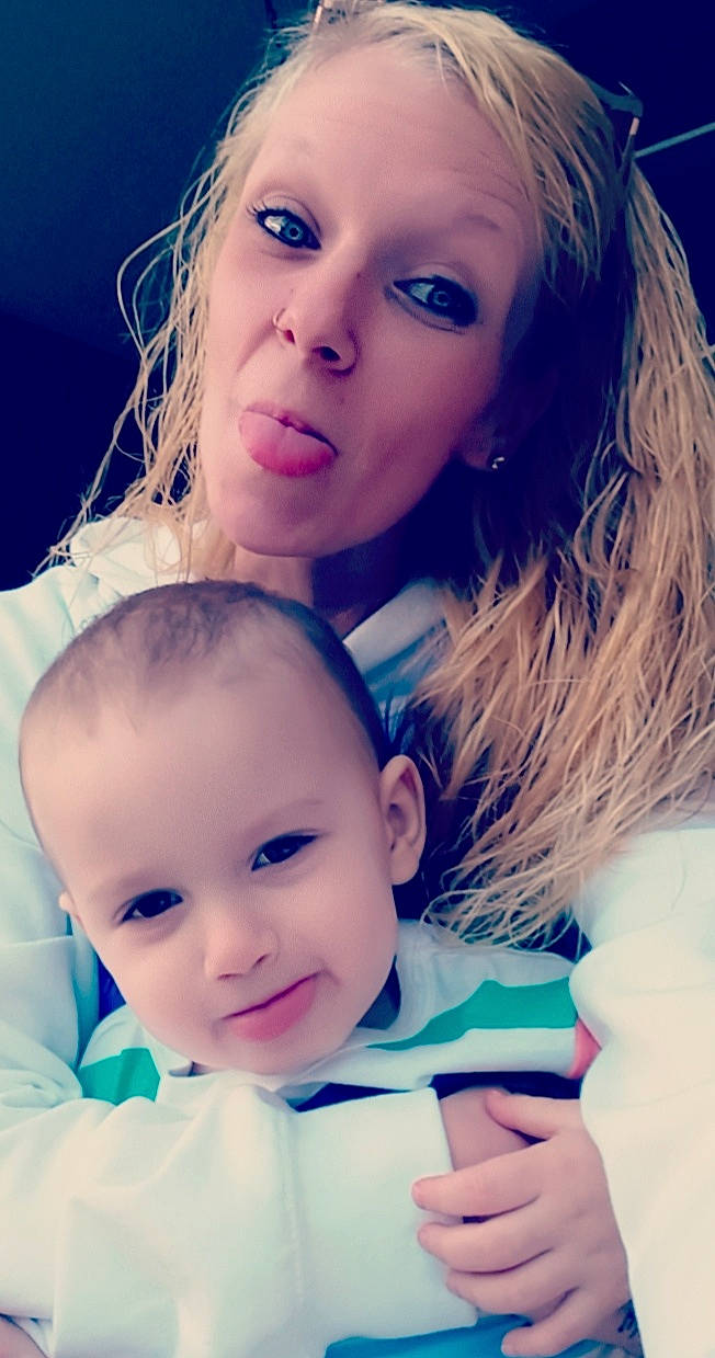 Keagen is registered to the contest to win money with this photo: azure, blue, cheek, chin, eye, eyebrow, eyelash, face, facial_expression, hair, head, human, joy, light, lip, mouth, nose, organ, person, photograph