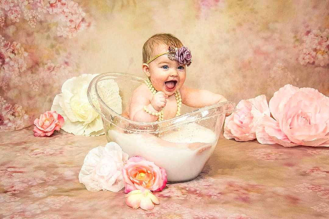 Emmie is registered to the contest to win money with this photo: art, baby, embellishment, fashion_accessory, flash_photography, flower, hair_accessory, happy, headpiece, headwear, jewellery, painting, peach, person, petal, pink, plant, rose, rose_family, rose_order