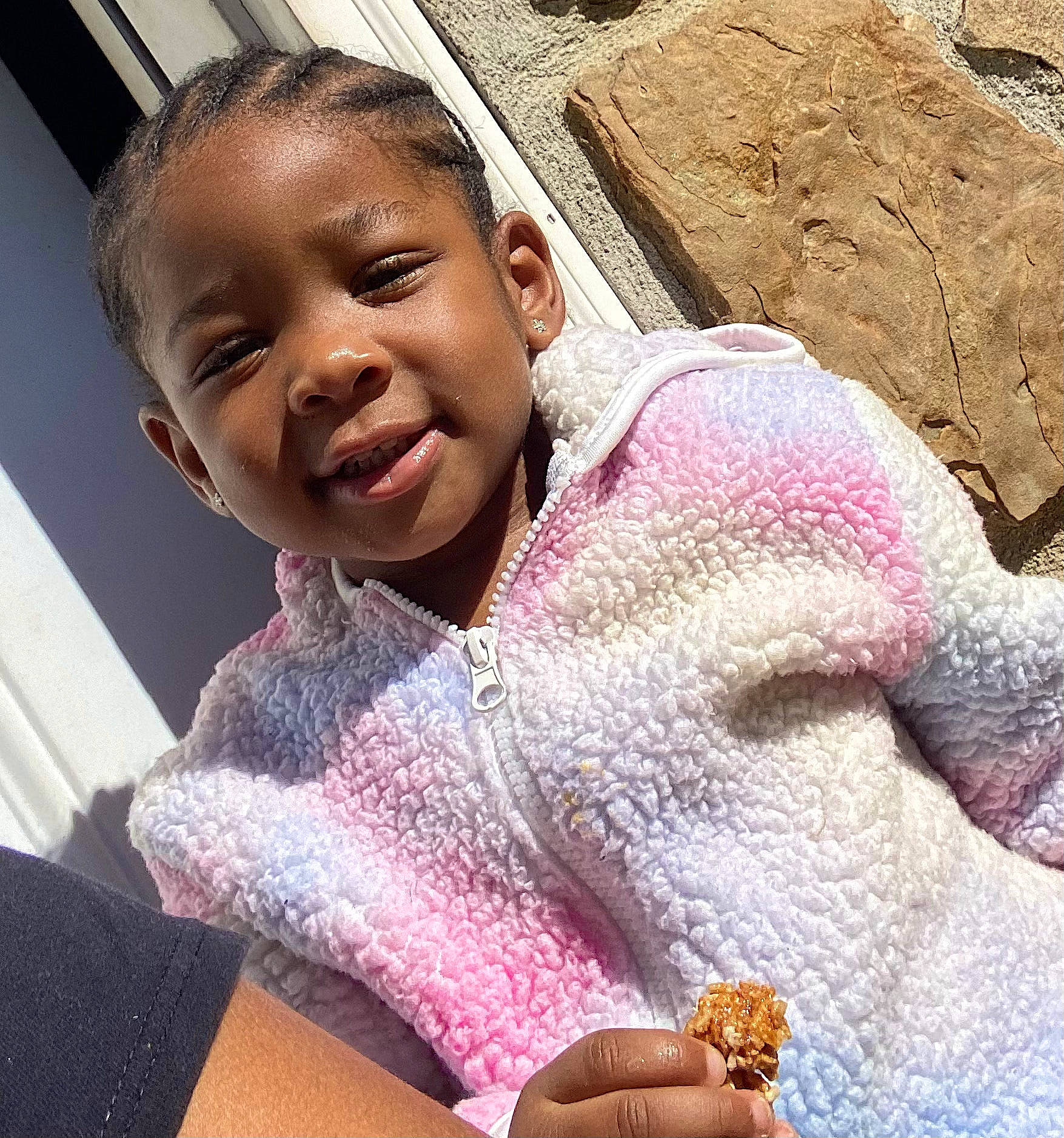 Khalani is registered to the contest to win money with this photo: baby_toddler_clothing, child, eyelash, fun, happy, jewellery, linens, nail, neck, pattern, person, sitting, skin, sleeve, smile, t_shirt, thumb, toddler, wool, woolen