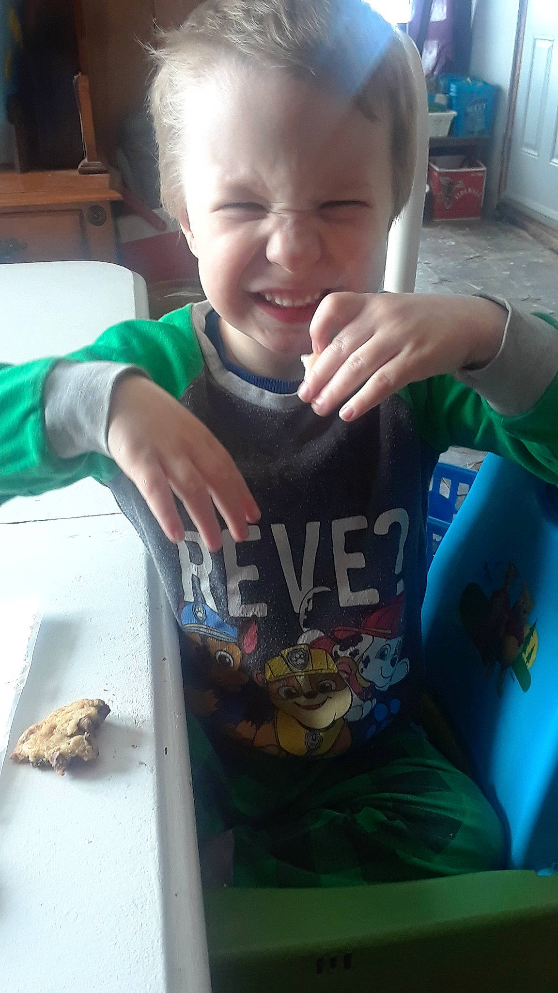 Louis-charles St-amand a rejoint le concours — aidez-le/la à gagner de superbes lots ! child, comfort_food, joy, person, toddler