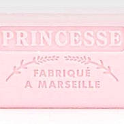 Tghjh a rejoint le concours — aidez-le/la à gagner de superbes lots ! bar_soap, brand, carmine, electric_blue, fashion_accessory, font, label, magenta, material_property, paper_product, product, rectangle, soap