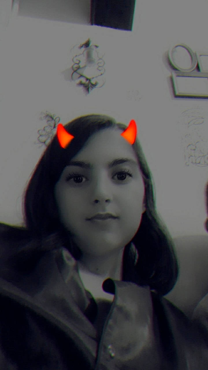 Candice a rejoint le concours — aidez-le/la à gagner de superbes lots ! black_hair, cap, clothing, eyewear, face, fashion_accessory, fashion_design, fun, happy, headgear, jacket, lip, long_hair, outerwear, person, portrait_photography, selfie, smile, street_fashion, uniform