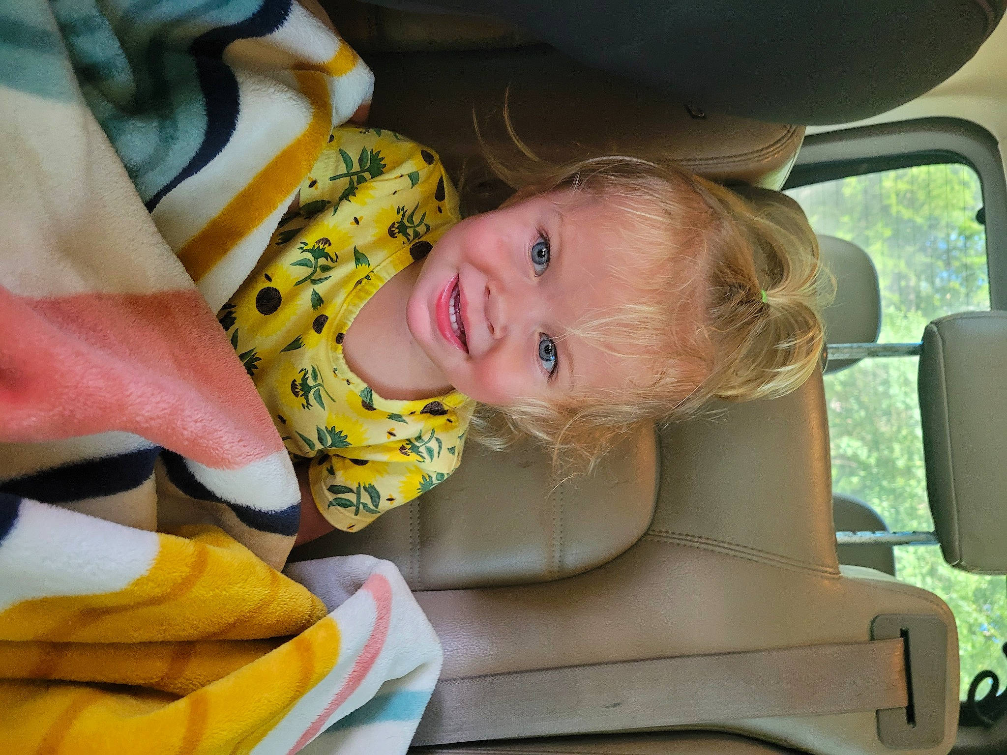 Sapheara is registered to the contest to win money with this photo: automotive_exterior, baby, baby_toddler_clothing, car_seat, car_seat_cover, child, comfort, finger, fun, happy, joy, linens, mammal, motor_vehicle, people, person, seat_belt, smile, toddler, vehicle_door