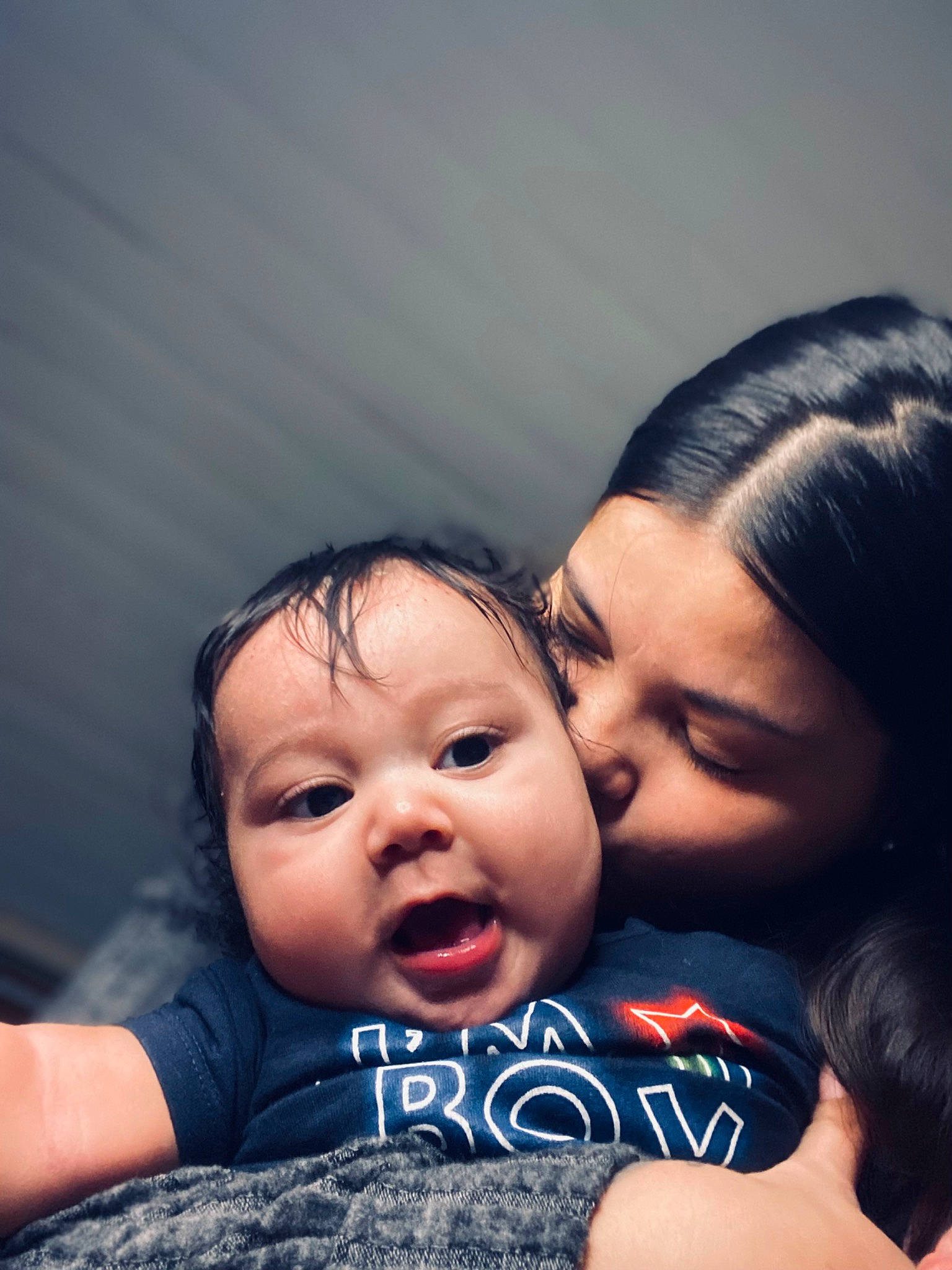 Benjamin a rejoint le concours — aidez-le/la à gagner de superbes lots ! black_hair, cheek, child, chin, comfort, eyebrow, flash_photography, friendship, fun, gesture, happy, hug, iris, lip, mouth, nose, people_in_nature, person, skin, smile