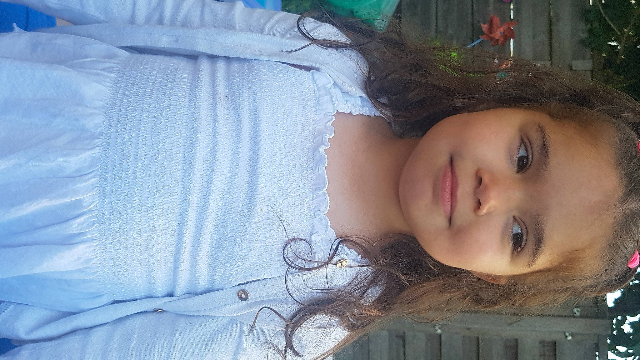 Luna Sofia participe au concours pour gagner de l'argent avec cette photo : beauty, black_hair, cheek, cool, electric_blue, eye, eyebrow, eyelash, flash_photography, grass, happy, iris, joy, lip, long_hair, mouth, nose, organ, person, skin