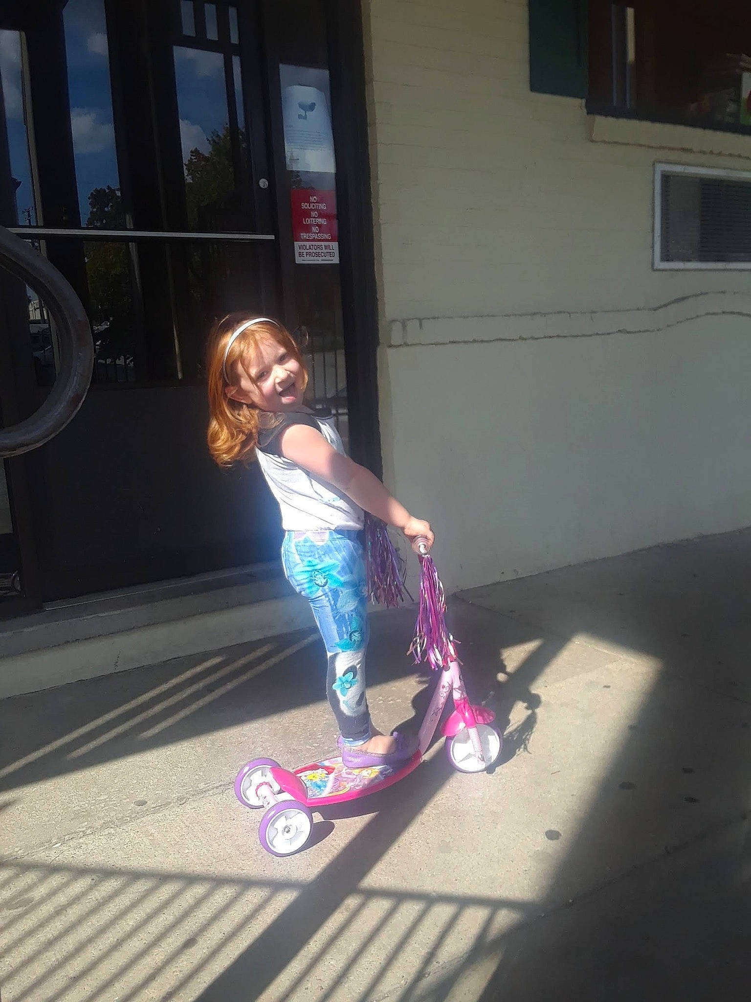 Ashleigh is registered to the contest to win money with this photo: arm, footwear, fun, girl, human_body, joint, physical_fitness, recreation