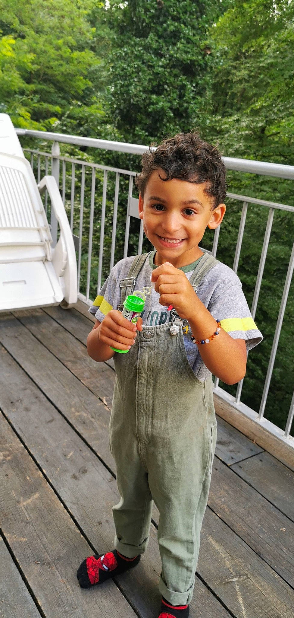 Camron a rejoint le concours — aidez-le/la à gagner de superbes lots ! child, joy, person, smile, vacation