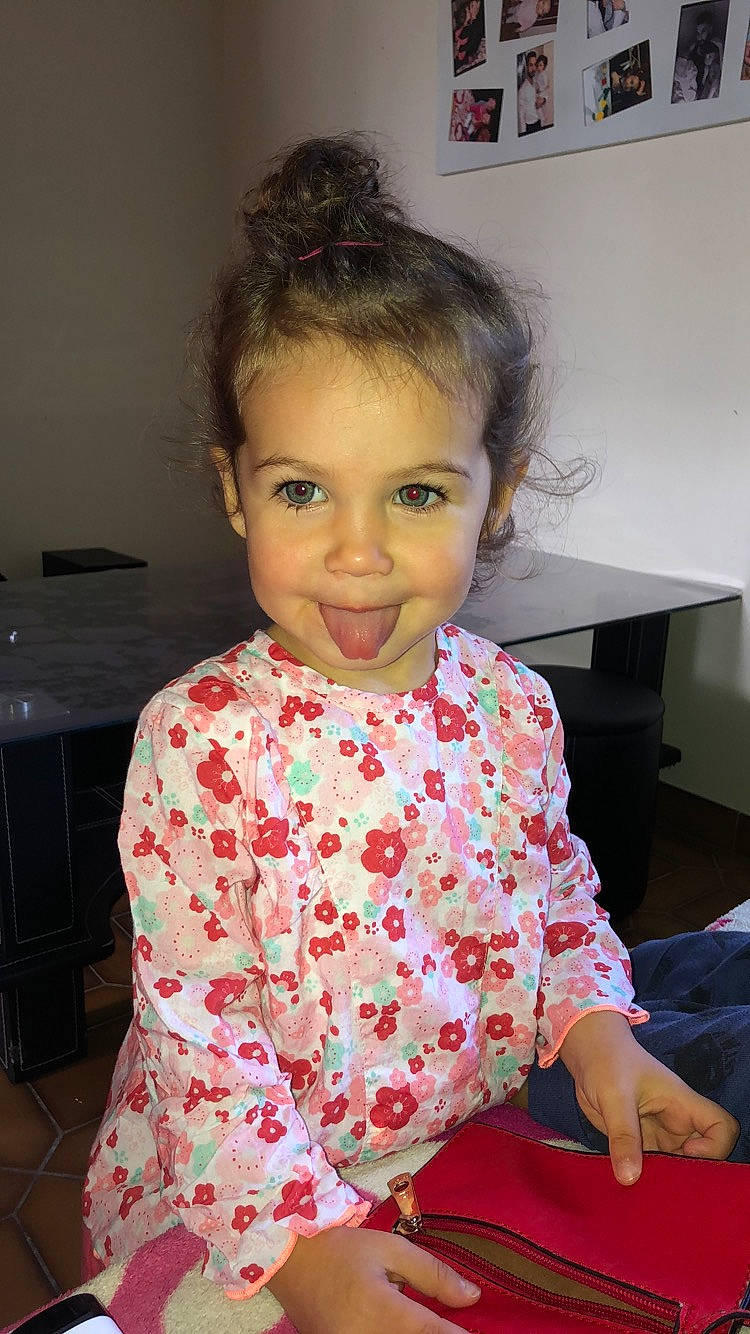 Chayenna participe au concours pour gagner de l'argent avec cette photo : cheek, child, face, forehead, joy, lip, person, pink, skin, toddler