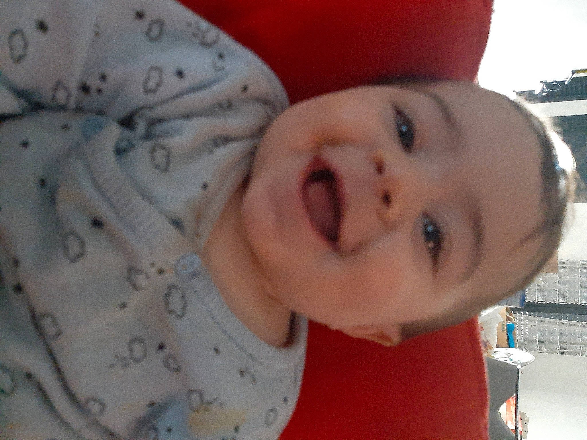 Thiago a rejoint le concours — aidez-le/la à gagner de superbes lots ! baby, baby_laughing, baby_products, baby_toddler_clothing, cheek, child, chin, eyebrow, eyelash, fun, happy, iris, lip, mouth, nose, person, skin, sleeve, smile, toddler