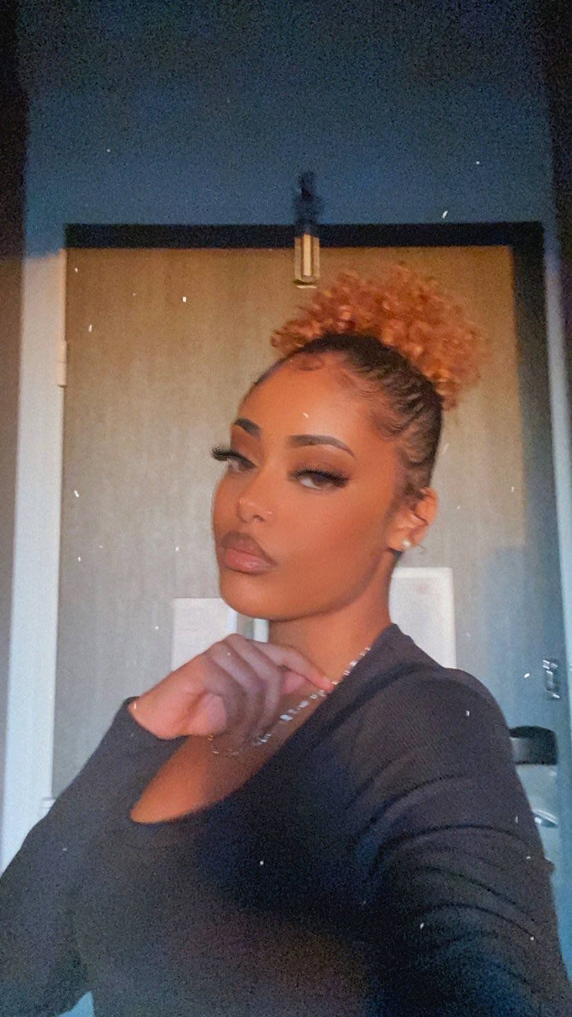 Shayna a rejoint le concours — aidez-le/la à gagner de superbes lots ! art, black_hair, bun, chignon, dress, ear, earrings, eye_shadow, eyebrow, eyelash, fashion_design, flash_photography, forehead, gown, haute_couture, human_body, jaw, lip, makeover, neck