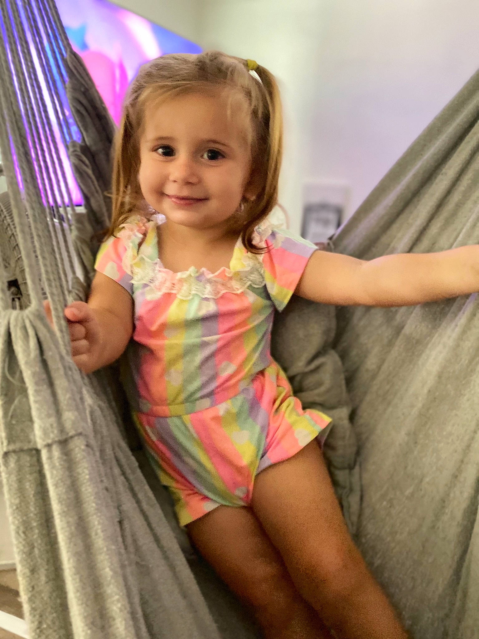 Paizley is registered to the contest to win money with this photo: abdomen, facial_expression, flash_photography, fun, happy, human_body, human_leg, iris, joint, joy, leg, leisure, lip, long_hair, person, shoulder, skin, smile, thigh, toddler