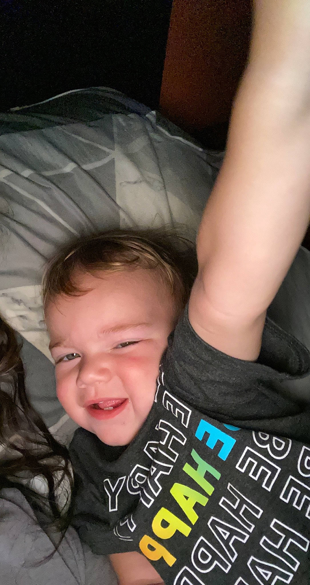 Kylin is registered to the contest to win money with this photo: cheek, chin, eye, eyebrow, eyelash, forehead, hairstyle, happy, head, human_body, jaw, lip, mouth, muscle, neck, nose, organ, person, skin, sleeve