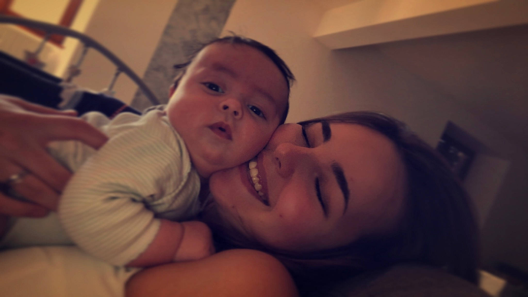 Natéo a rejoint le concours — aidez-le/la à gagner de superbes lots ! baby, cheek, chin, comfort, ear, eyebrow, eyelash, facial_expression, flash_photography, forehead, gesture, happy, iris, jaw, joy, lip, mouth, nose, person, skin