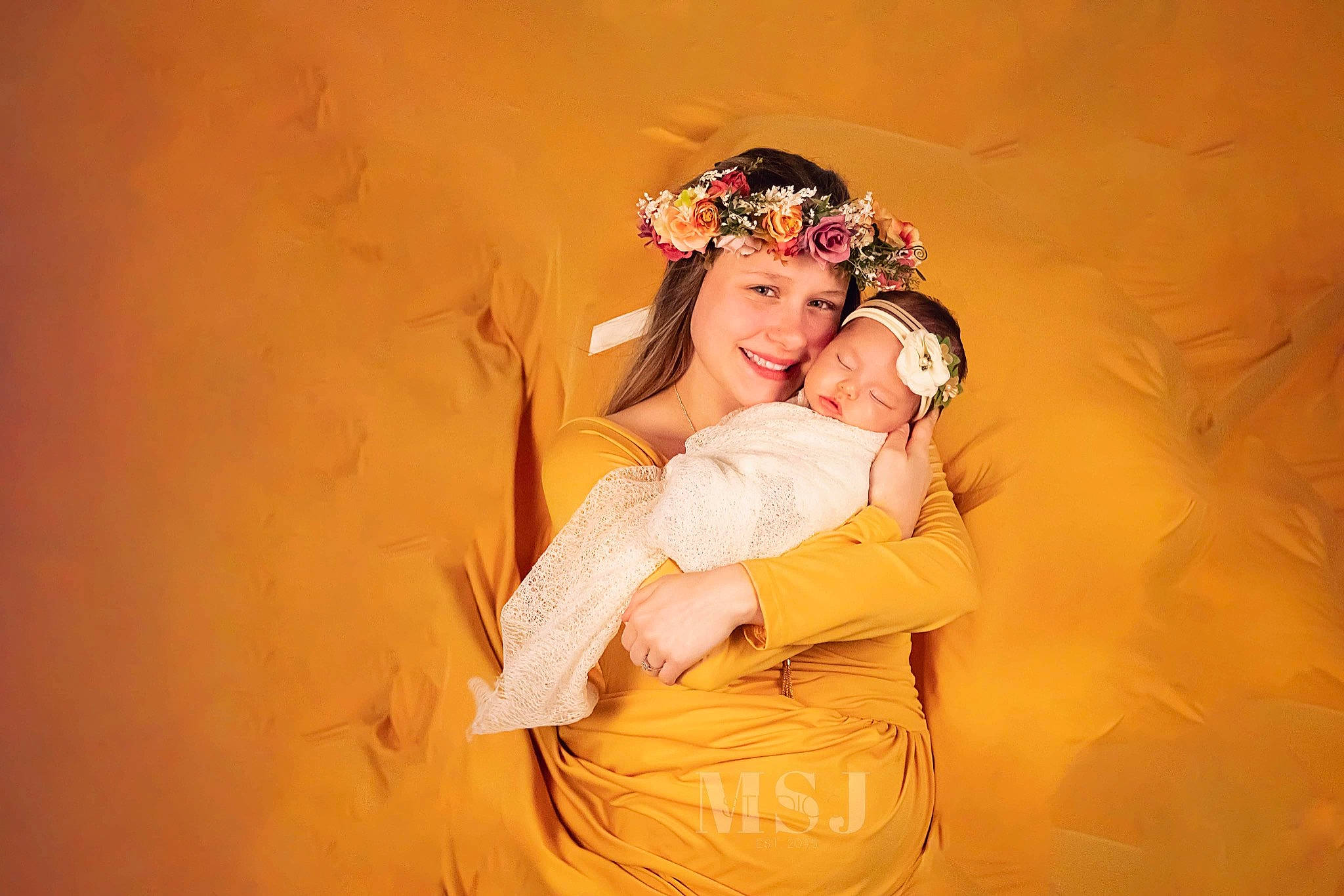 Gabriella is registered to the contest to win money with this photo: abdomen, bracelet, earrings, event, fashion_accessory, fashion_design, flash_photography, fun, gesture, happy, headband, headpiece, headwear, jewellery, joy, laugh, necklace, peach, person, portrait_photography