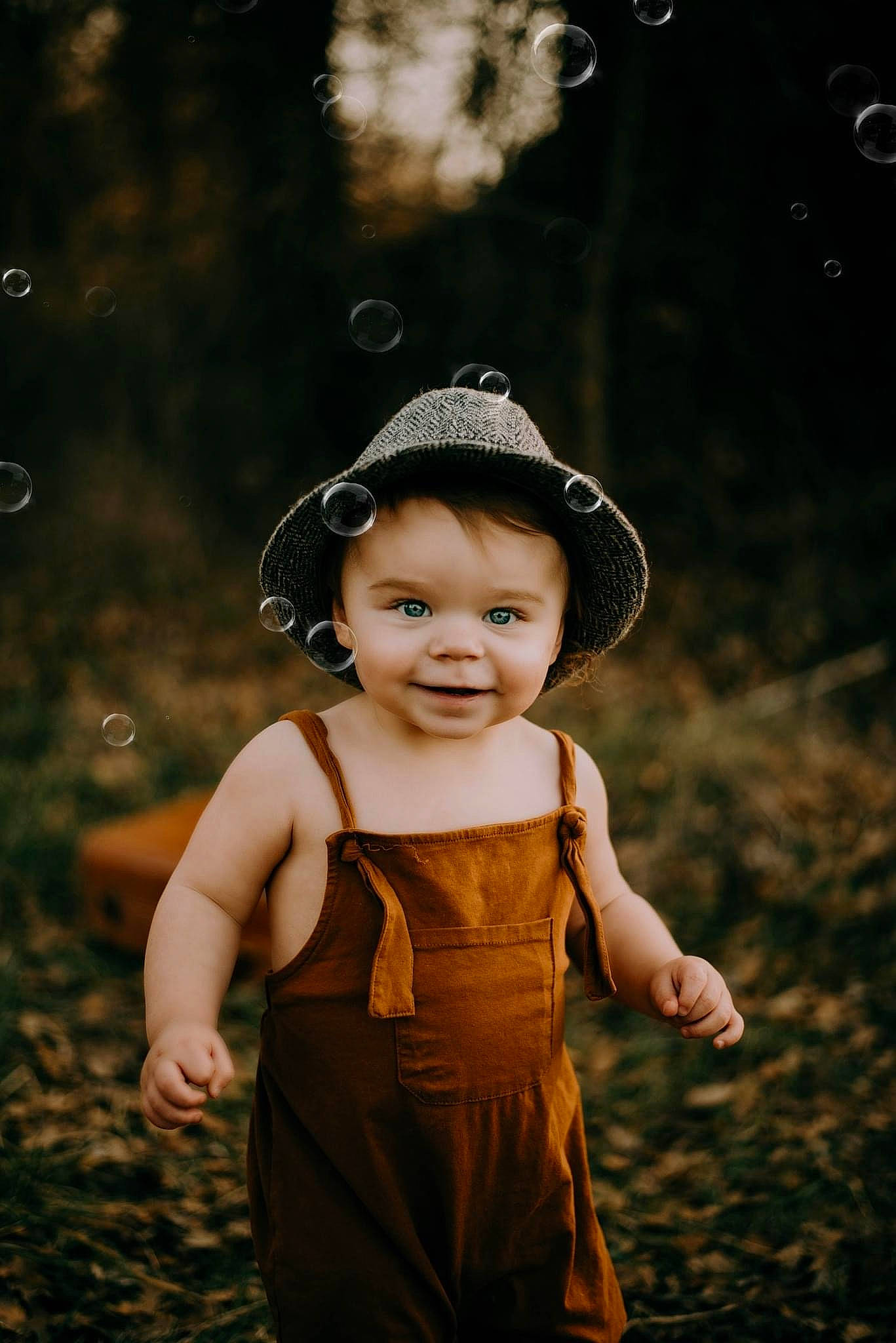 Malachi is registered to the contest to win money with this photo: baby, baby_toddler_clothing, beauty, child, cool, face, flash_photography, fun, gesture, grass, happy, hat, joy, monochrome, monochrome_photography, people_in_nature, person, smile, sun_hat, tints_and_shades