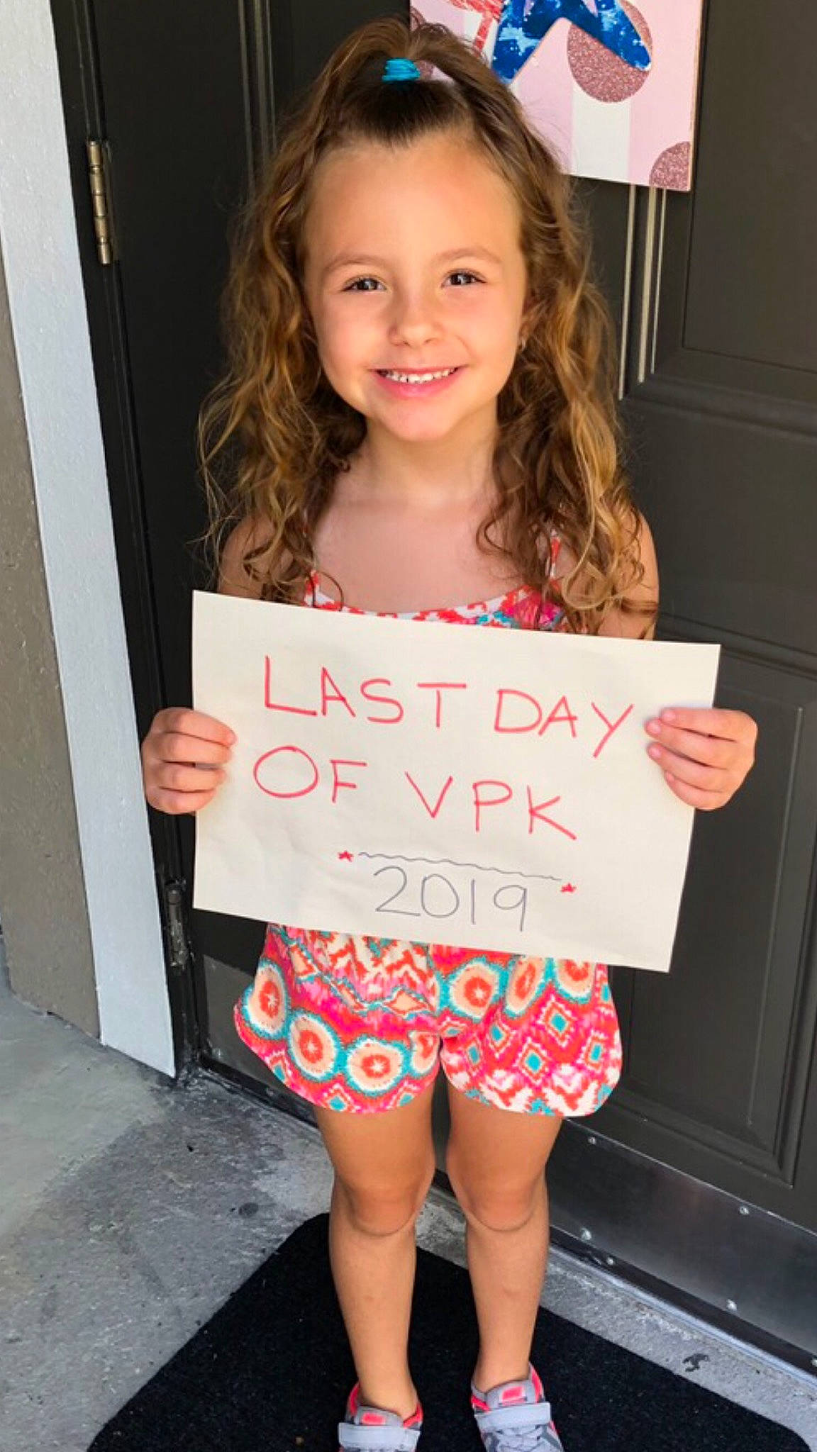 Avi is registered to the contest to win money with this photo: child, child_model, daughter, joy, person, pink, smile, toddler