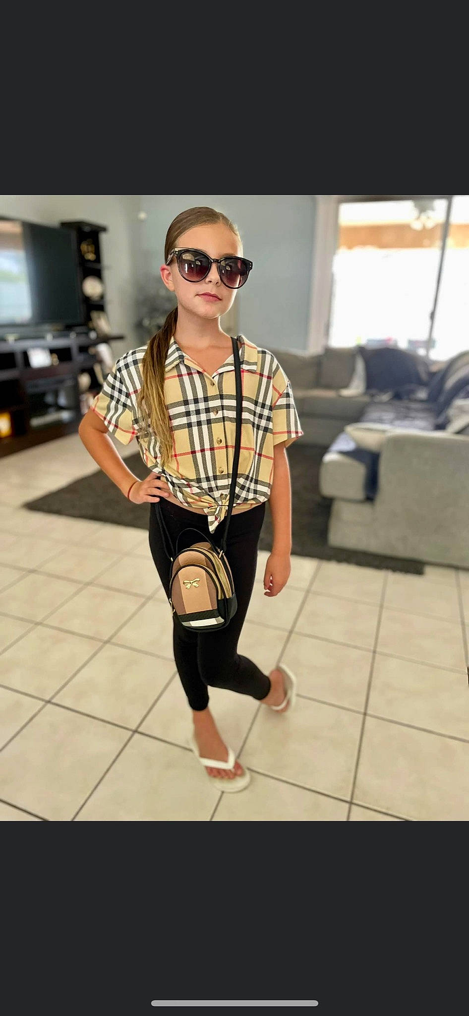 Aviann joined the competition — help win amazing prizes! bag, blazer, collar, denim, eyewear, fashion, fashion_design, joint, knee, luggage_and_bags, person, plaid, sleeve, sportswear, sunglasses, t_shirt, tartan, television, thigh, vision_care