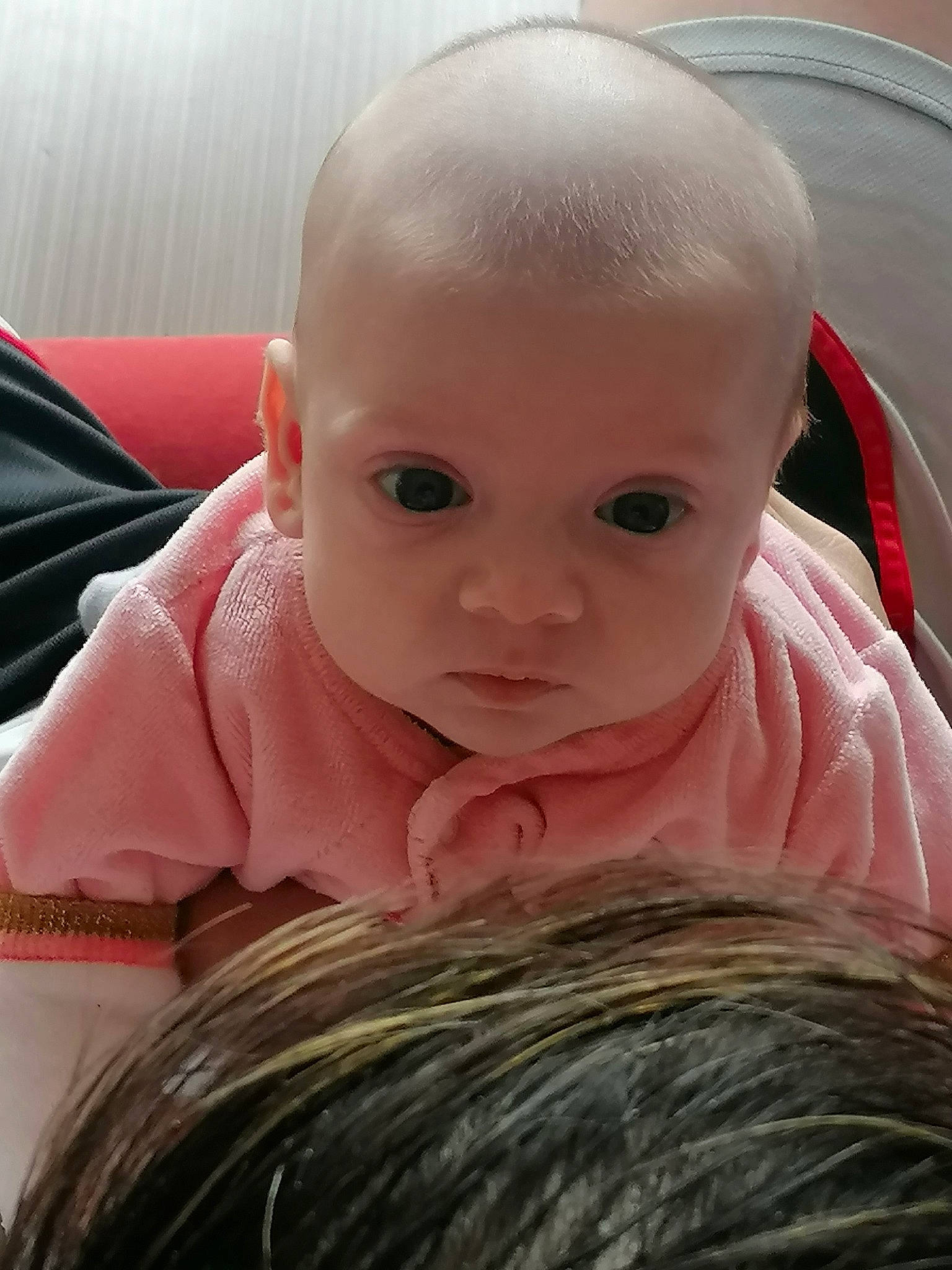 Haydène participe au concours pour gagner de l'argent avec cette photo : baby, baby_toddler_clothing, cheek, child, comfort, ear, eye, eyebrow, eyelash, fun, happy, iris, lip, magenta, mouth, nose, person, sitting, skin, toddler