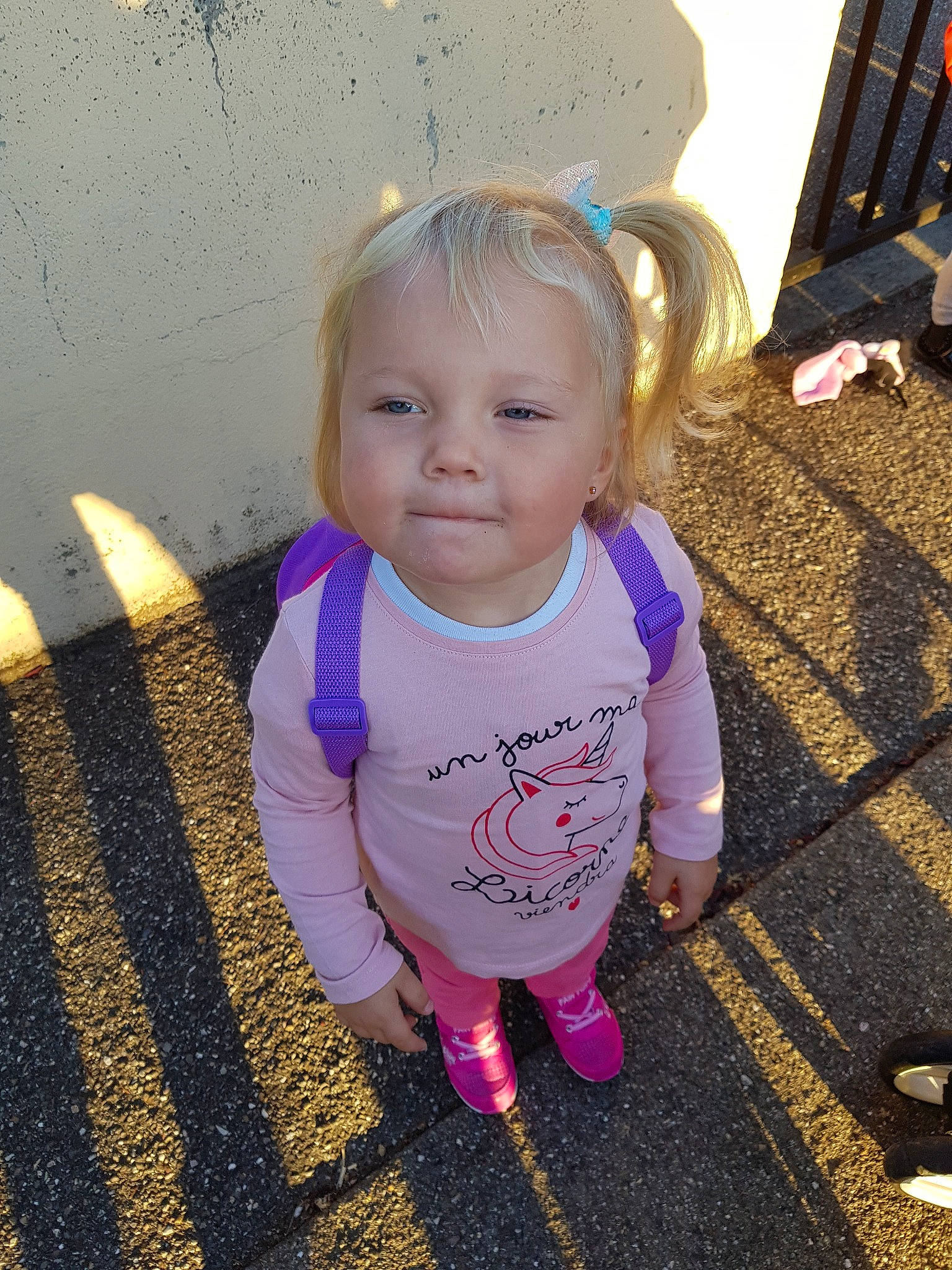 Kathleen a rejoint le concours — aidez-le/la à gagner de superbes lots ! baby, cheek, child, eye, face, fun, happy, head, iris, people, person, pink, plant, purple, recreation, skin, smile, t_shirt, toddler, vacation