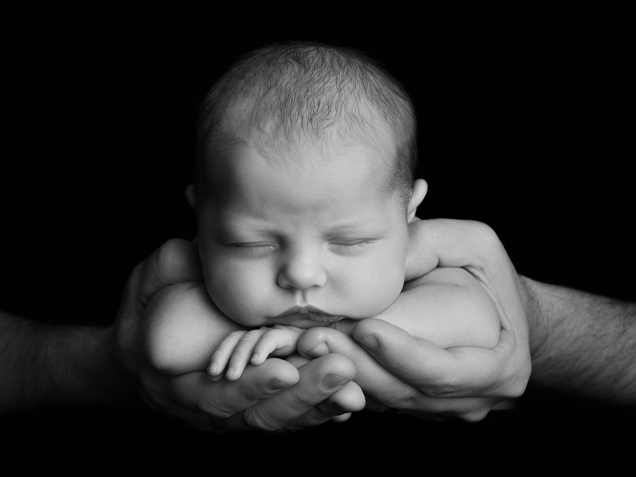 Addy is registered to the contest to win money with this photo: arm, baby, black, black_and_white, cheek, child, face, finger, hand, head, human, lip, monochrome_photography, mouth, nose, person, photograph, photography, portrait, skin