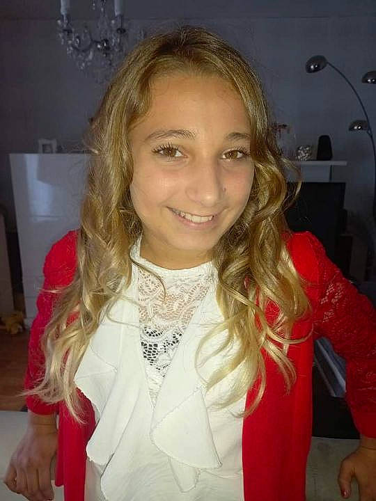 Kara participe au concours pour gagner de l'argent avec cette photo : blond, cheek, chin, cosmetic_dentistry, eye, eyebrow, eyelash, fun, hair, happy, head, iris, jaw, joy, layered_hair, lip, long_hair, neck, person, skin