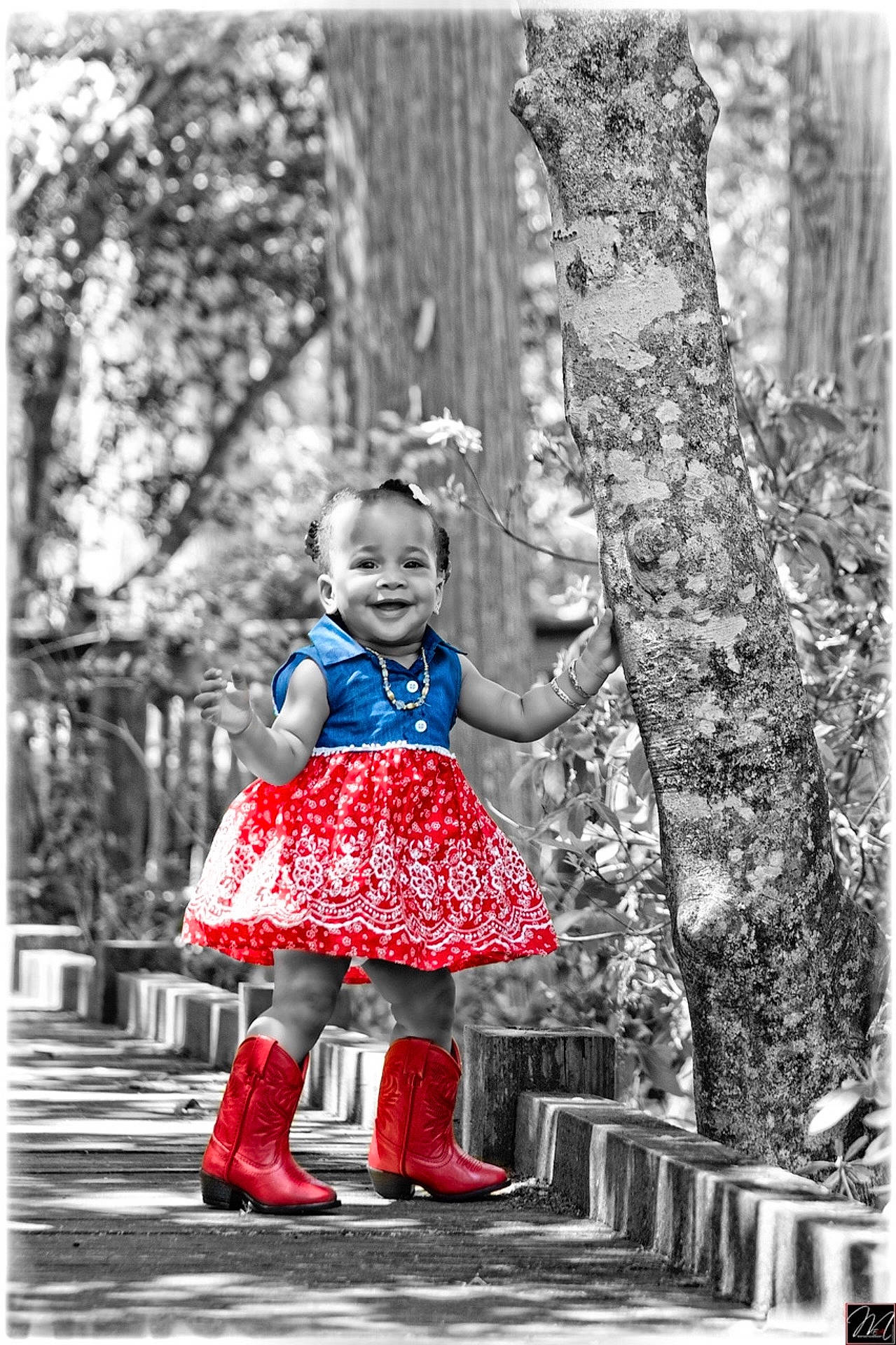 Kashmir Gaymon joined the competition — help win amazing prizes! black_and_white, child, girl, joy, monochrome_photography, person, plant, standing, toddler, tree