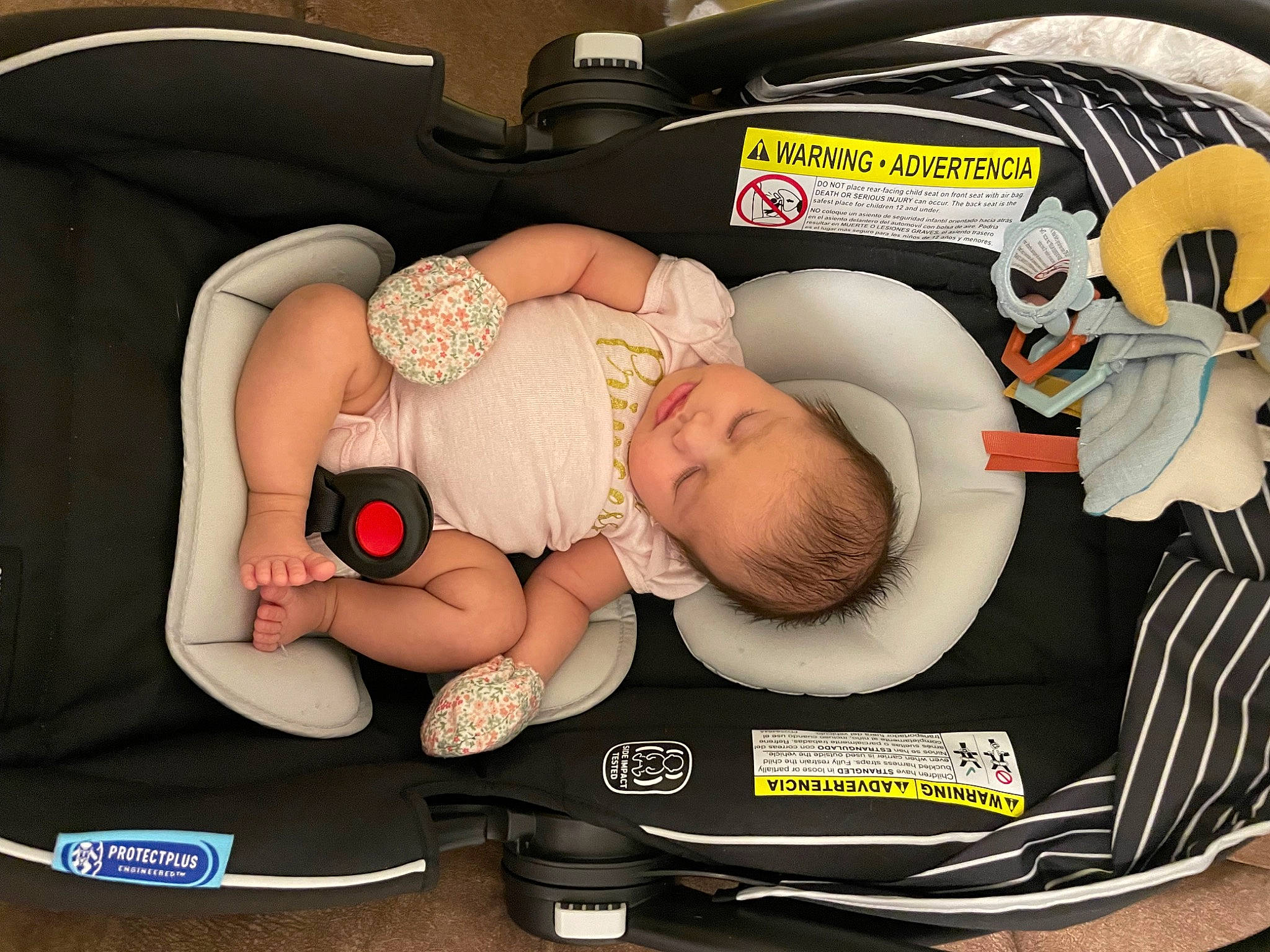 Ethel is registered to the contest to win money with this photo: baby, baby_carriage, baby_products, baby_safety, baby_sleeping, baby_toddler_clothing, baby_toys, bag, bedtime, car_seat, carmine, child, comfort, infant_bed, nap, person, product, room, sitting, sleep