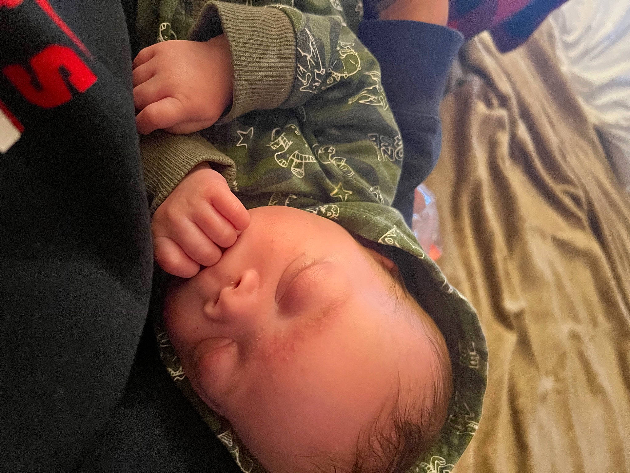 Cairo joined the competition — help win amazing prizes! abdomen, arm, black_hair, chest, elbow, eyelash, finger, gesture, hand, happy, human_body, joint, mouth, nail, neck, person, plant, skin, thigh, thumb