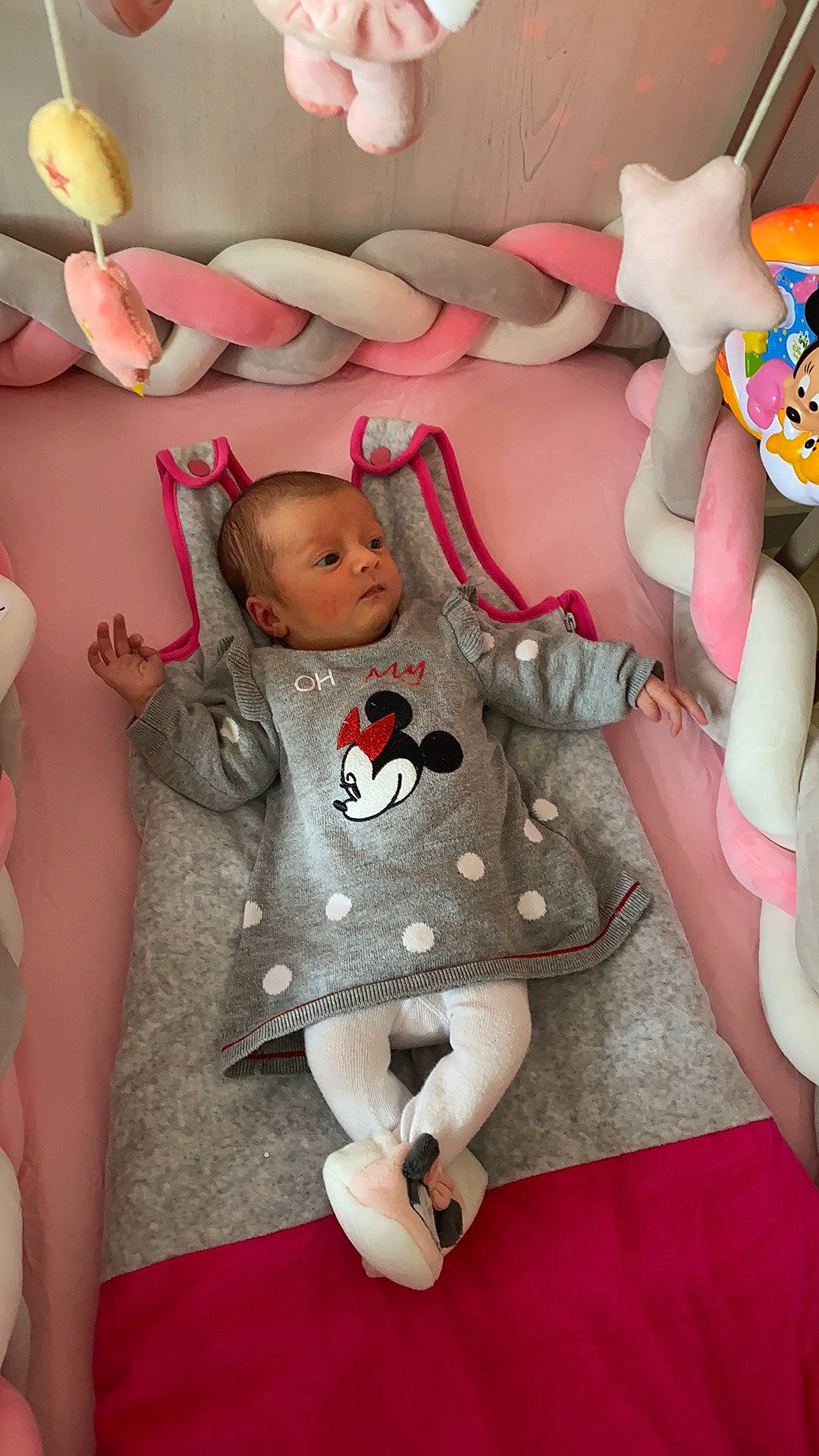 Maëlyne a rejoint le concours — aidez-le/la à gagner de superbes lots ! baby, baby_toys, child, doll, fawn, person, pink, stuffed_toy, toddler, toy