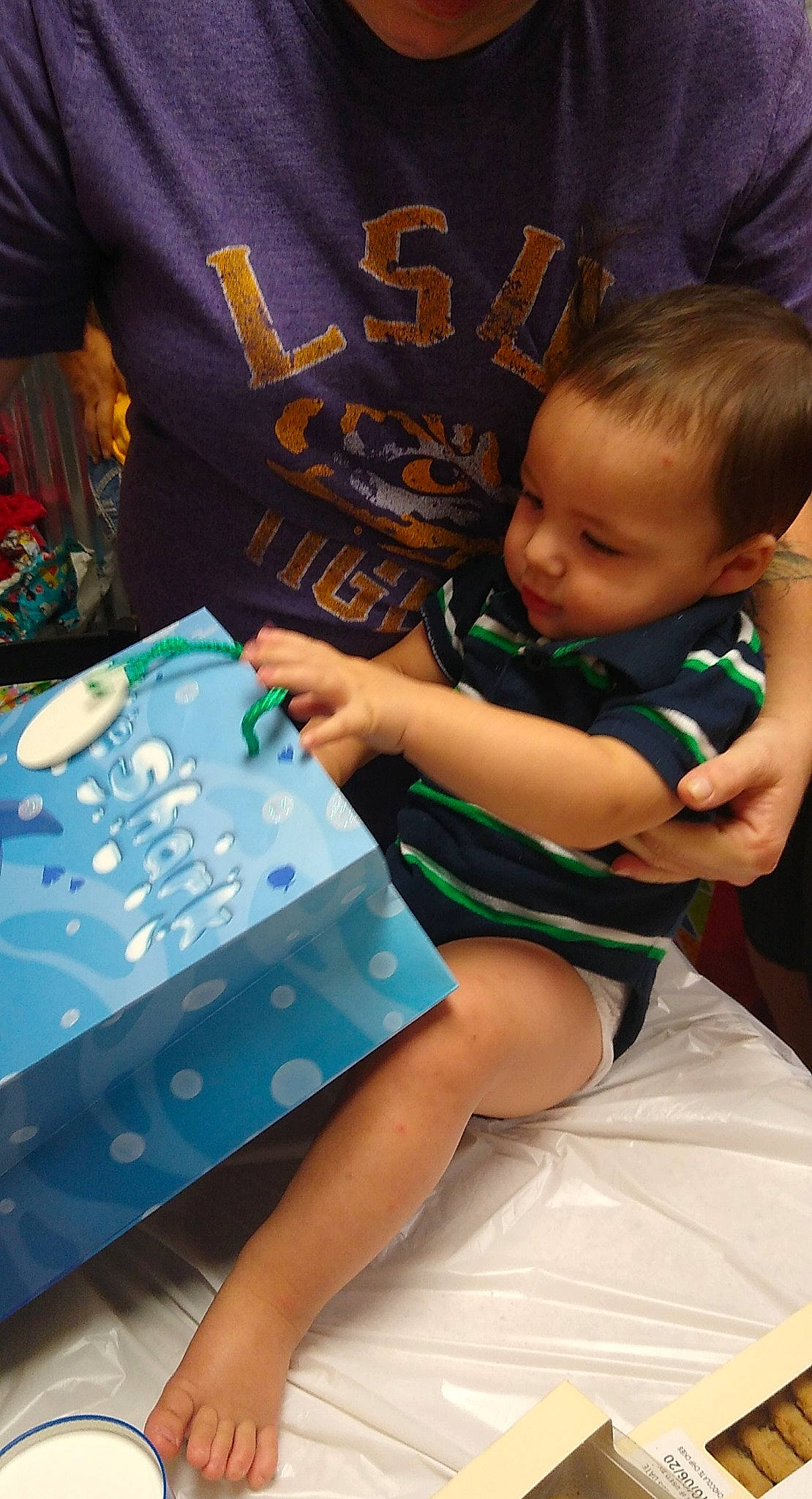 Basin is registered to the contest to win money with this photo: baby, child, finger, fun, hand, learning, person, play, toddler, world