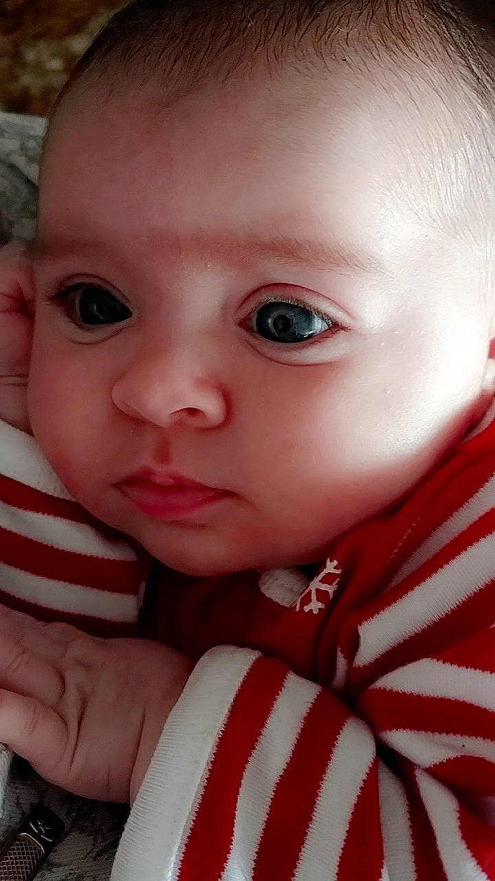 Camille is registered to the contest to win money with this photo: baby, cheek, child, chin, close_up, ear, eye, eyebrow, eyelash, face, forehead, head, iris, lip, mouth, nose, organ, person, portrait_photography, skin