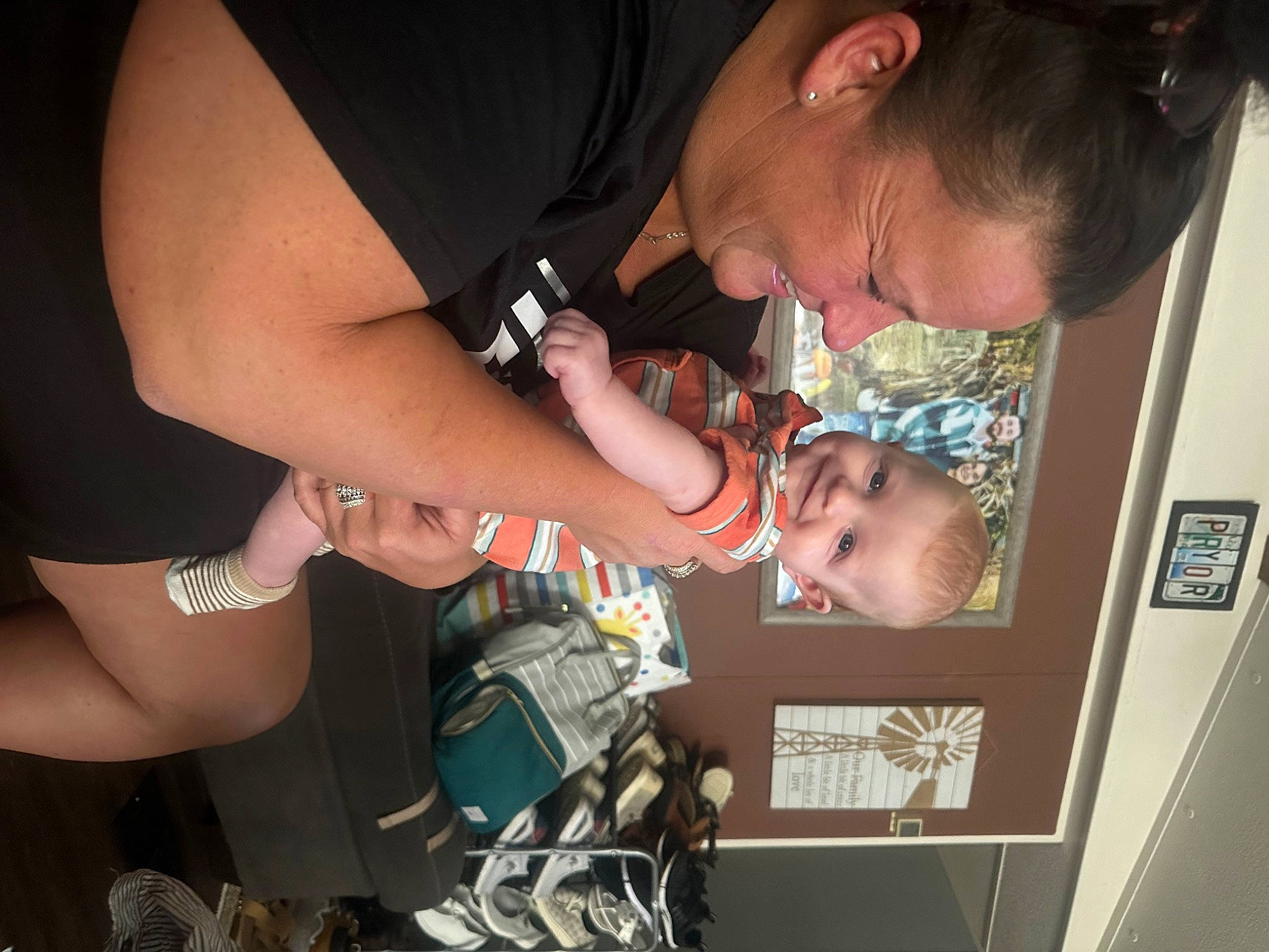 Karsyn Pryor is registered to the contest to win money with this photo: baby, bracelet, child, design, event, eyewear, finger, fun, gesture, glasses, happy, human_leg, jewellery, joy, nail, pattern, person, room, t_shirt, thigh