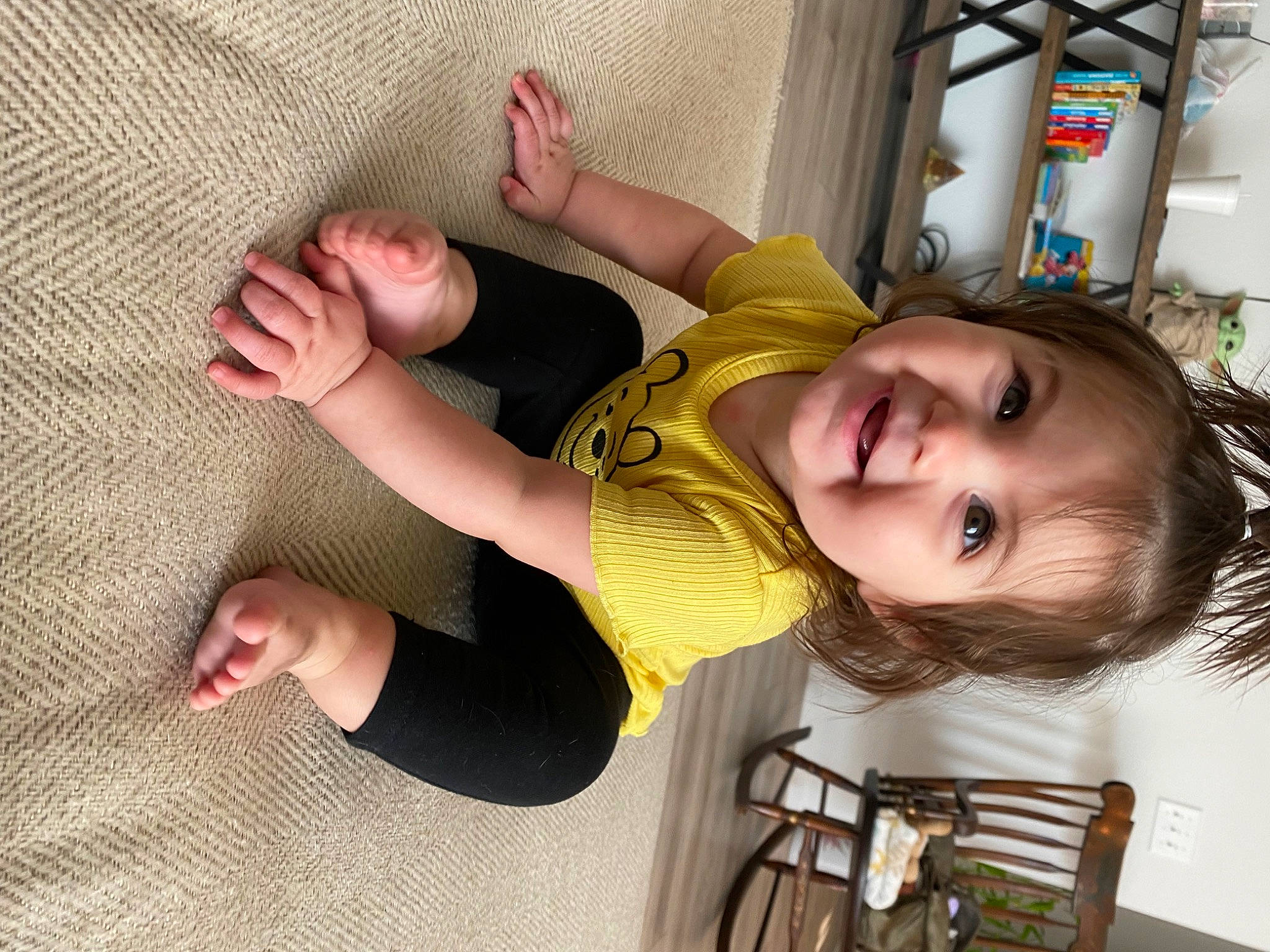 Anaya is registered to the contest to win money with this photo: baby, baby_toddler_clothing, beauty, child, comfort, dress, finger, fun, gesture, happy, joint, leg, mouth, nose, people, person, skin, smile, thumb, toddler