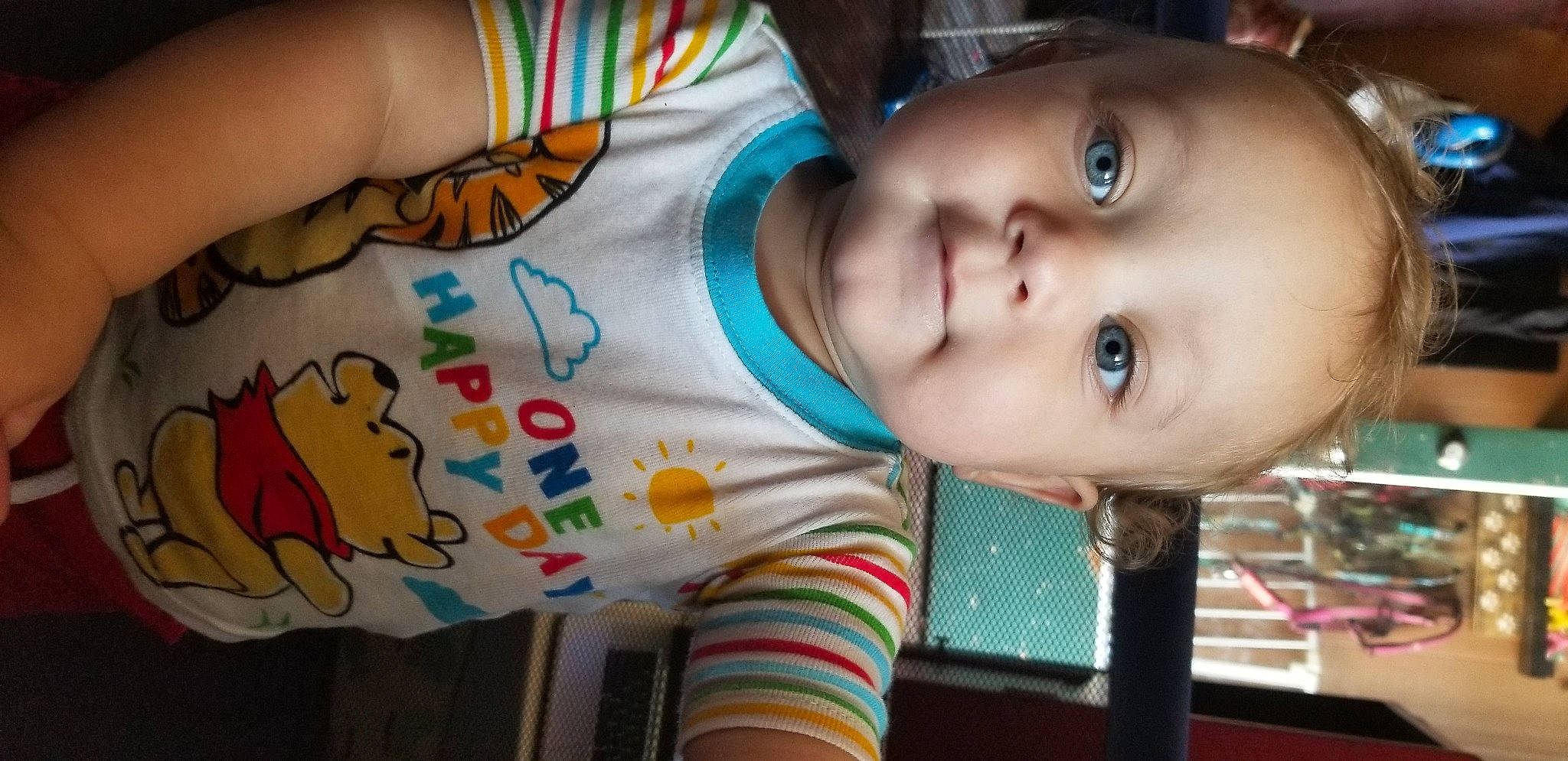 Makoa is registered to the contest to win money with this photo: baby, baby_toddler_clothing, cheek, cool, eye, eyebrow, facial_expression, forehead, happy, human_body, iris, mouth, nose, organ, person, plant, product, skin, sleeve, smile