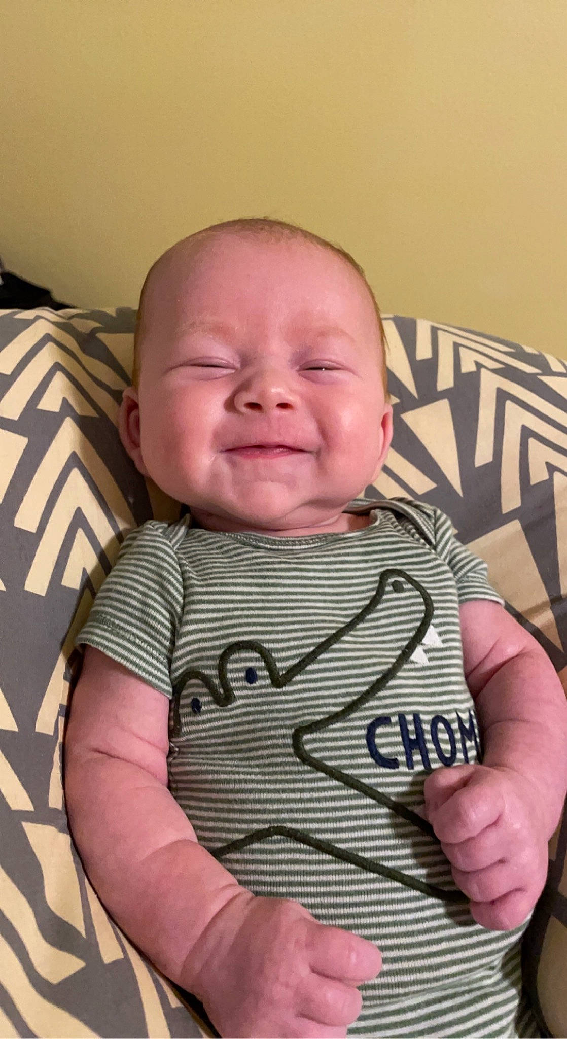 Kasyn is registered to the contest to win money with this photo: baby, baby_toddler_clothing, cheek, chin, comfort, eye, eyebrow, face, facial_expression, finger, hairstyle, head, iris, lip, mouth, nose, person, pink, skin, sleeve