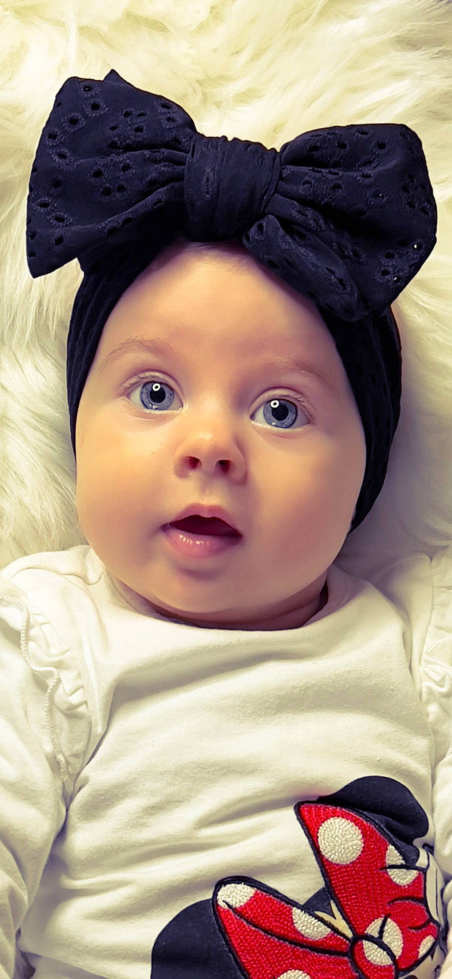 Gabby participe au concours pour gagner de l'argent avec cette photo : cap, cheek, cool, eye, eyebrow, eyelash, face, forehead, happy, hat, head, headgear, jaw, lip, nose, person, photograph, skin, sleeve, surprise