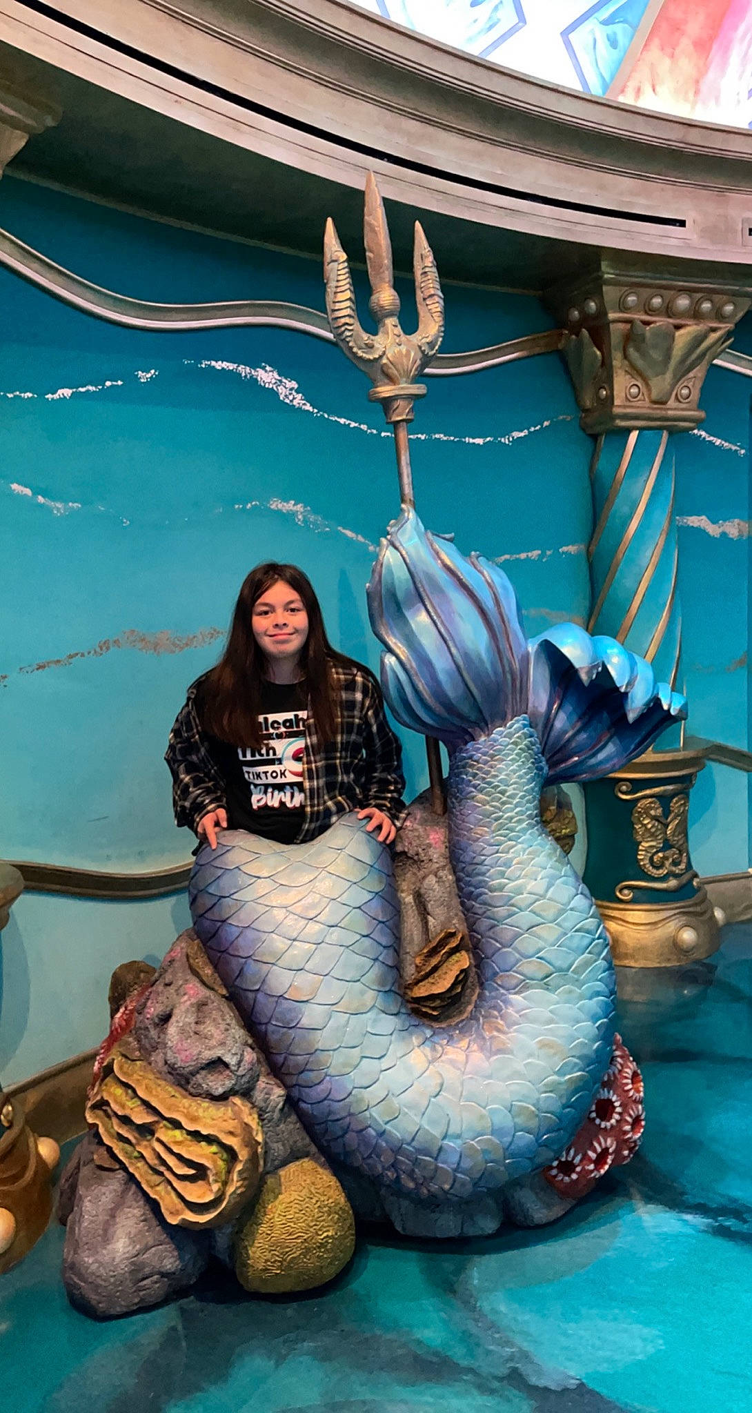 Taleah joined the competition — help win amazing prizes! blue, electric_blue, event, flesh, fun, happy, joy, leisure, lighting, organism, person, photograph, python, serpent, snapshot, t_shirt, vacation, visual_arts